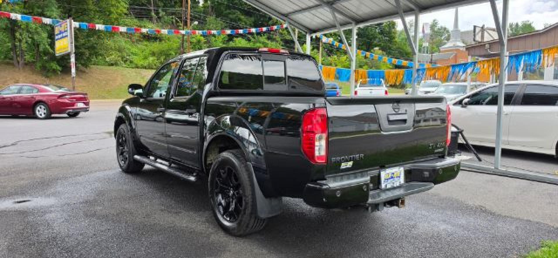 2020 BLACK /Steel Nissan Frontier Crew Cab SV 4x4 (1N6ED0EB5LN) with an 3.8 V6 engine, AT transmission, located at 353 S. Mineral St., Keyser, WV, 26726, (304) 788-7887, 39.436451, -78.981674- Photo#8