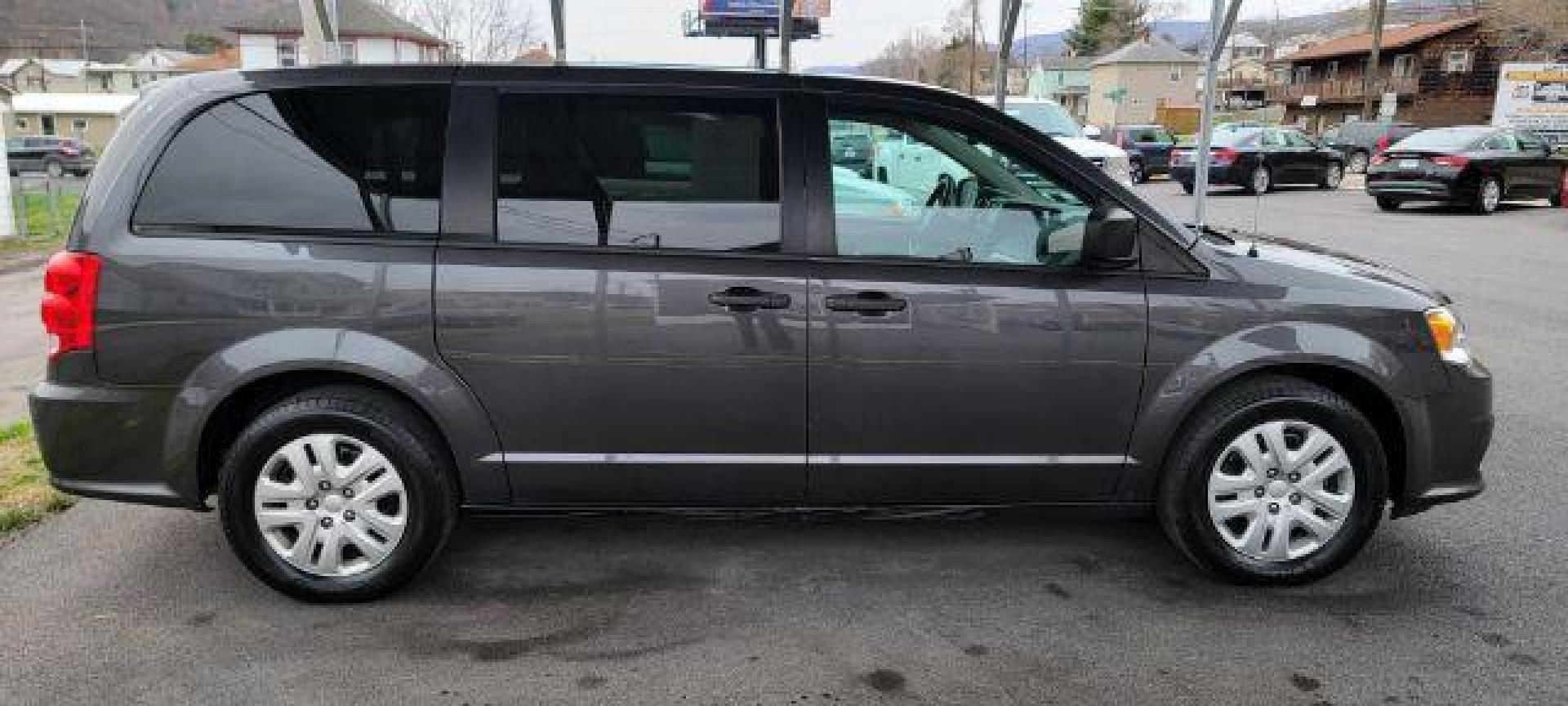 2019 GRAY Dodge Grand Caravan SE (2C4RDGBG9KR) with an 6 engine, AT transmission, located at 353 S. Mineral St., Keyser, WV, 26726, (304) 788-7887, 39.436451, -78.981674 - Photo#11