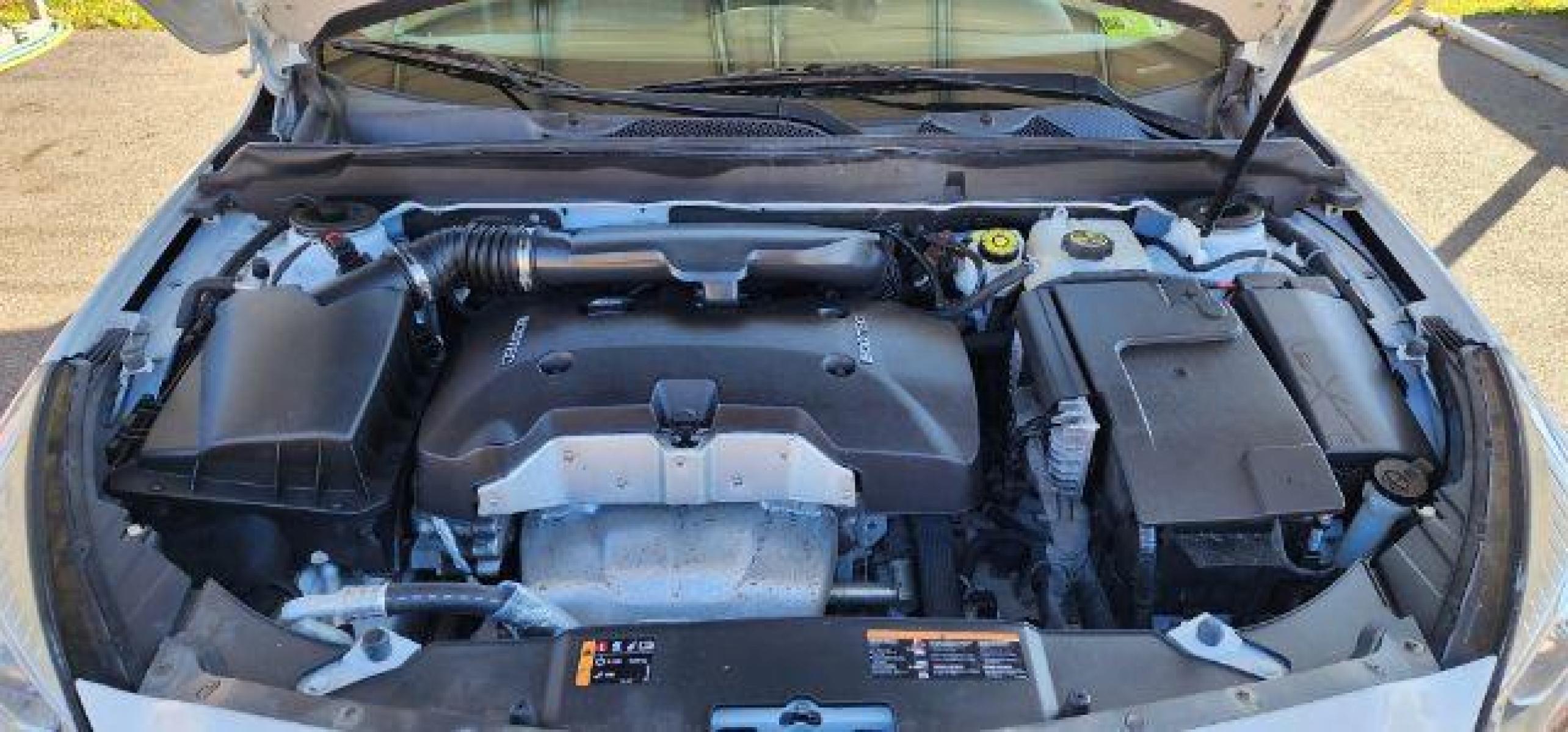 2015 WHITE /Jet Black Chevrolet Malibu 1LT (1G11C5SL2FU) with an 2.5L L4 DOHC 16V engine, AT transmission, located at 353 S. Mineral St., Keyser, WV, 26726, (304) 788-7887, 39.436451, -78.981674 - Photo #2