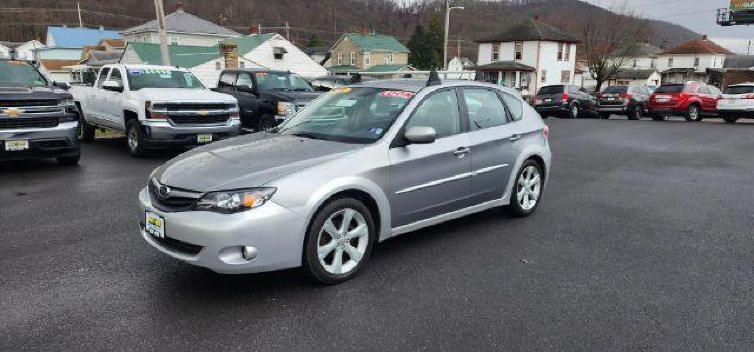 2008 GRAY Subaru Outback Sport (JF1GH63628H) with an 2.5L L4 engine, AT transmission, located at 353 S. Mineral St., Keyser, WV, 26726, (304) 788-7887, 39.436451, -78.981674 - Photo #2