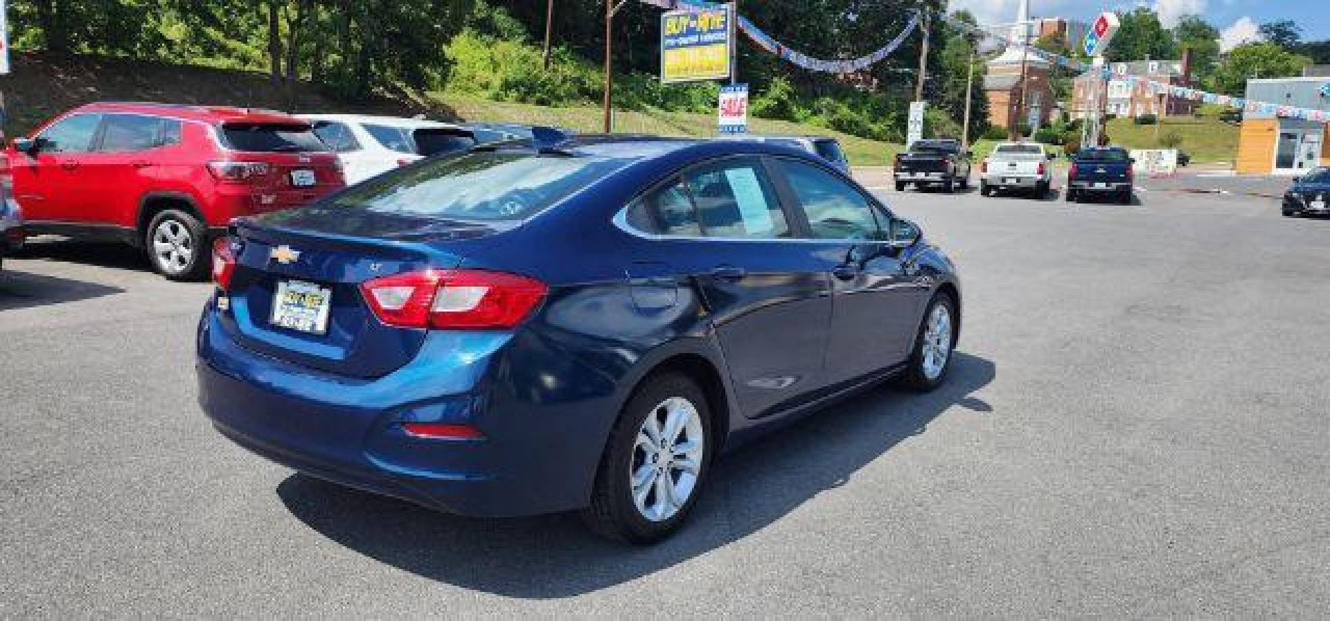 2019 BLUE /Jet Black/Galvanized, cloth Chevrolet Cruze LT Auto (1G1BE5SM6K7) with an 1.4 TRBO engine, AT transmission, located at 353 S. Mineral St., Keyser, WV, 26726, (304) 788-7887, 39.436451, -78.981674 - Photo#14