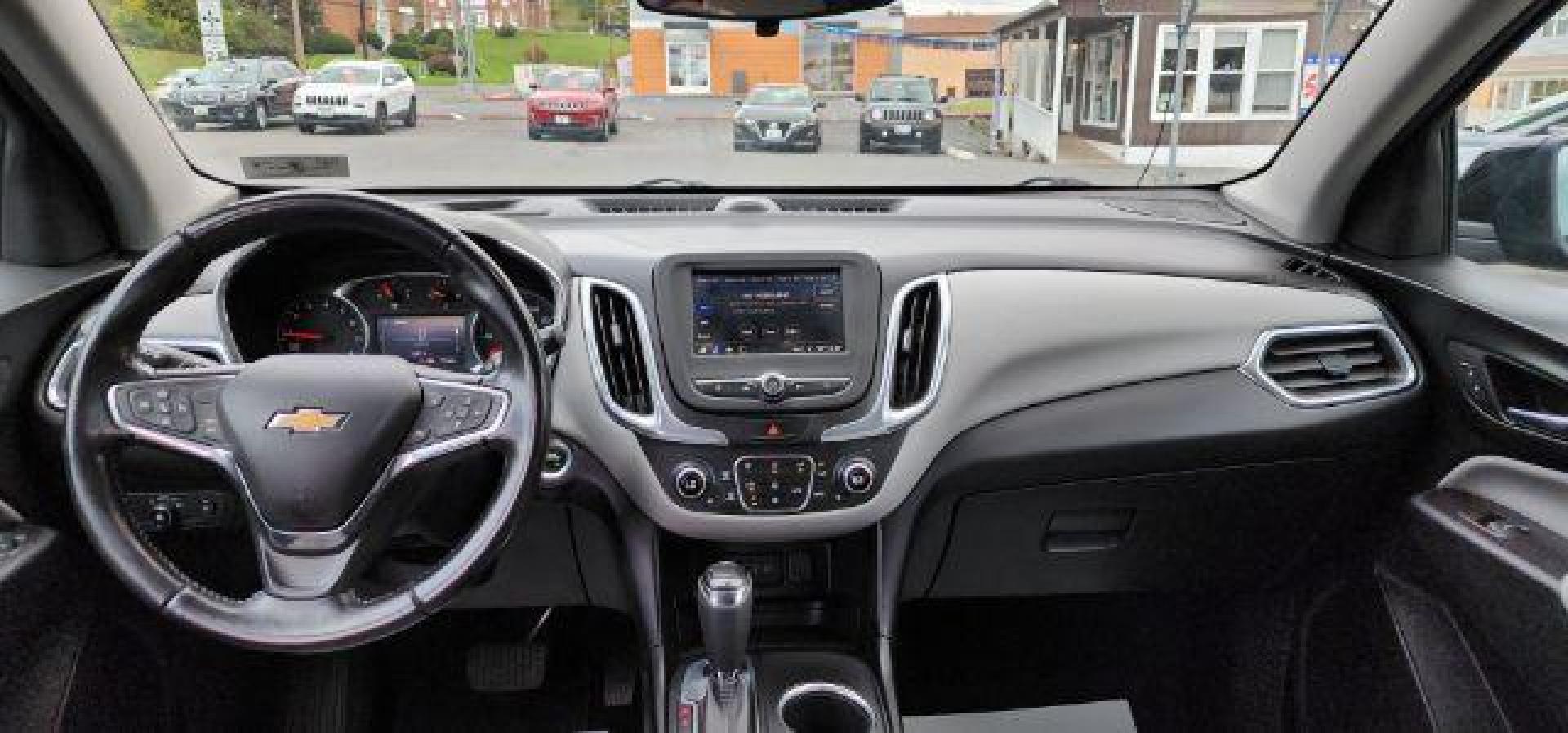 2020 BLACK /Jet Black, premium cloth Chevrolet Equinox LT AWD (2GNAXTEV6L6) with an 1.5L L4 engine, AT transmission, located at 353 S. Mineral St., Keyser, WV, 26726, (304) 788-7887, 39.436451, -78.981674 - Photo#8