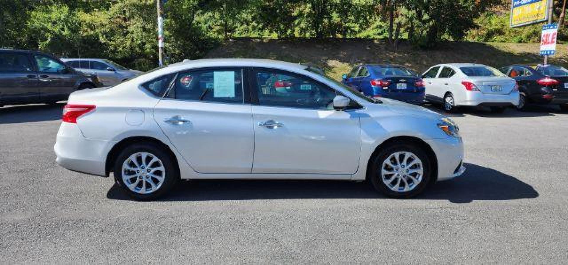 2019 SILVER /Charcoal, premium cloth Nissan Sentra SV (3N1AB7AP9KY) with an 1.8L L4 engine, CVT transmission, located at 353 S. Mineral St., Keyser, WV, 26726, (304) 788-7887, 39.436451, -78.981674 - Photo#14