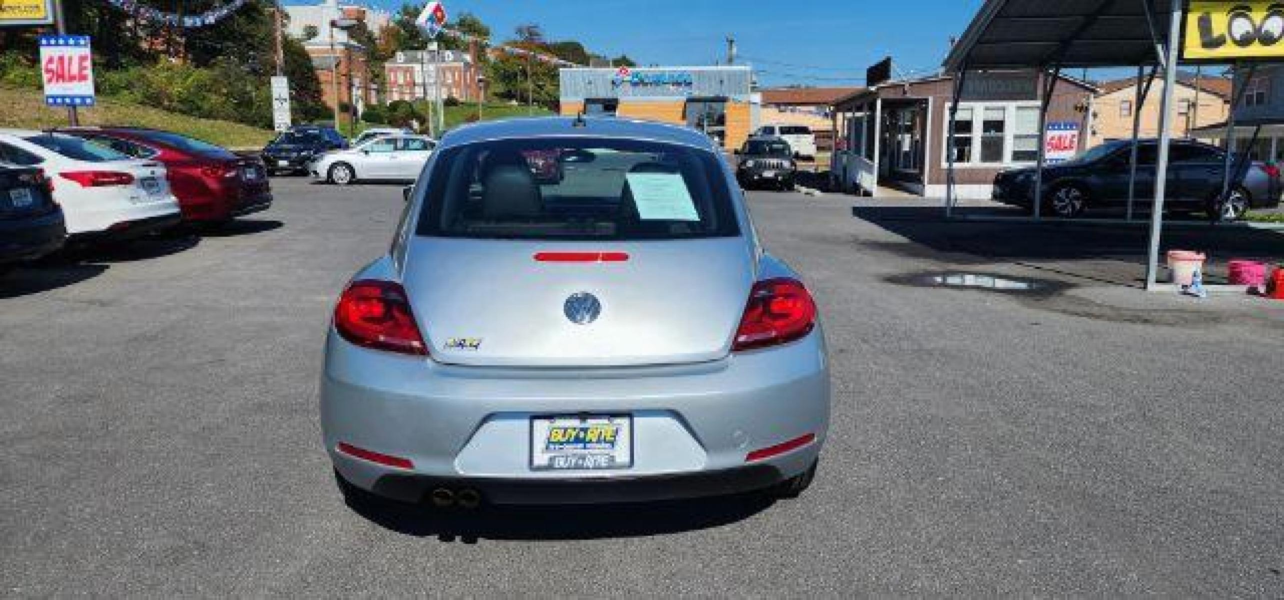 2012 SILVER /Leather Black Volkswagen Beetle Base (3VWHP7AT6CM) with an 2.5 L4 engine, 5SP transmission, located at 353 S. Mineral St., Keyser, WV, 26726, (304) 788-7887, 39.436451, -78.981674 - Photo #7
