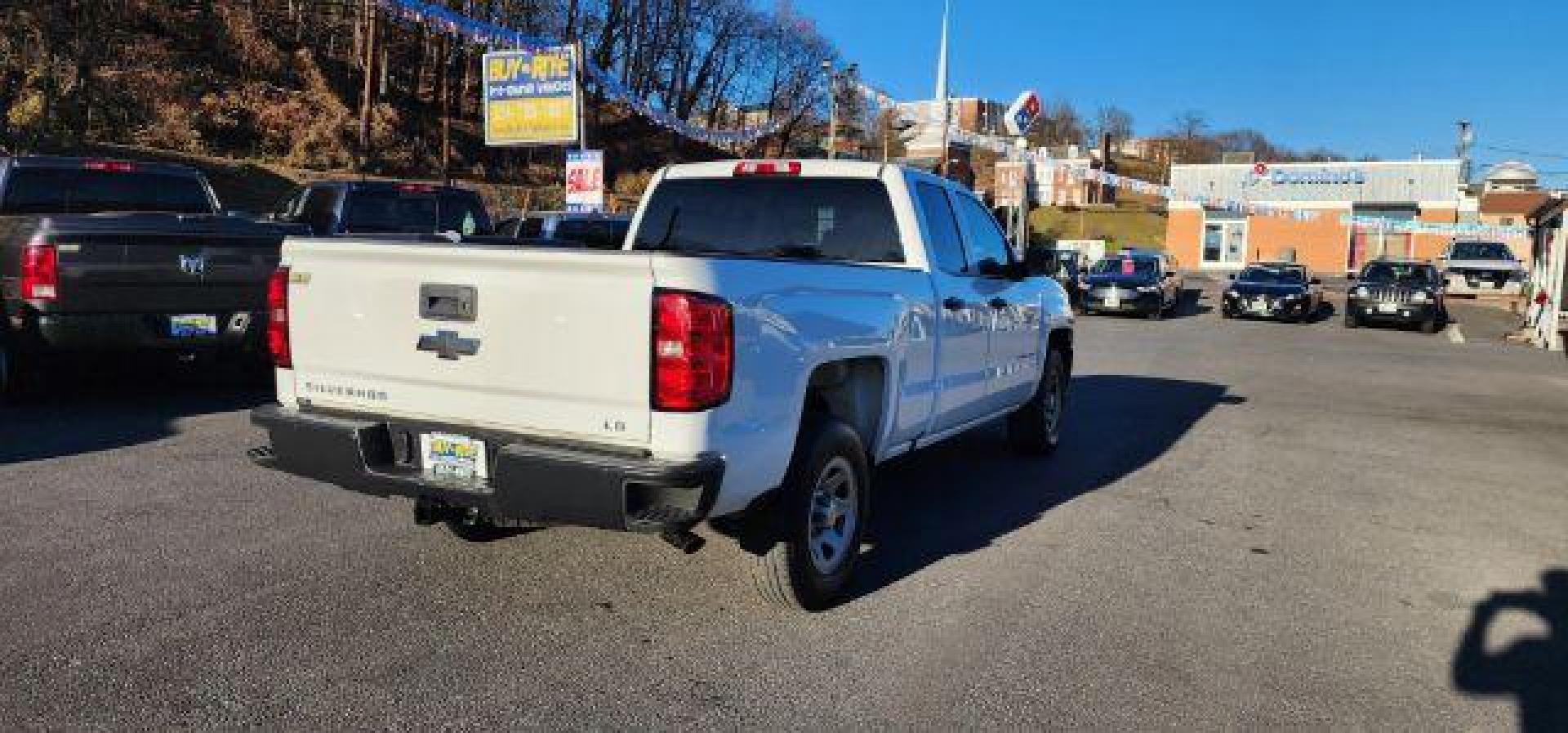 2019 WHITE /Jet Black, cloth Chevrolet Silverado 1500 Work Truck Double Cab 2WD (2GCRCNEC5K1) with an 5.3L V8 engine, AT transmission, located at 353 S. Mineral St., Keyser, WV, 26726, (304) 788-7887, 39.436451, -78.981674 - Photo#12