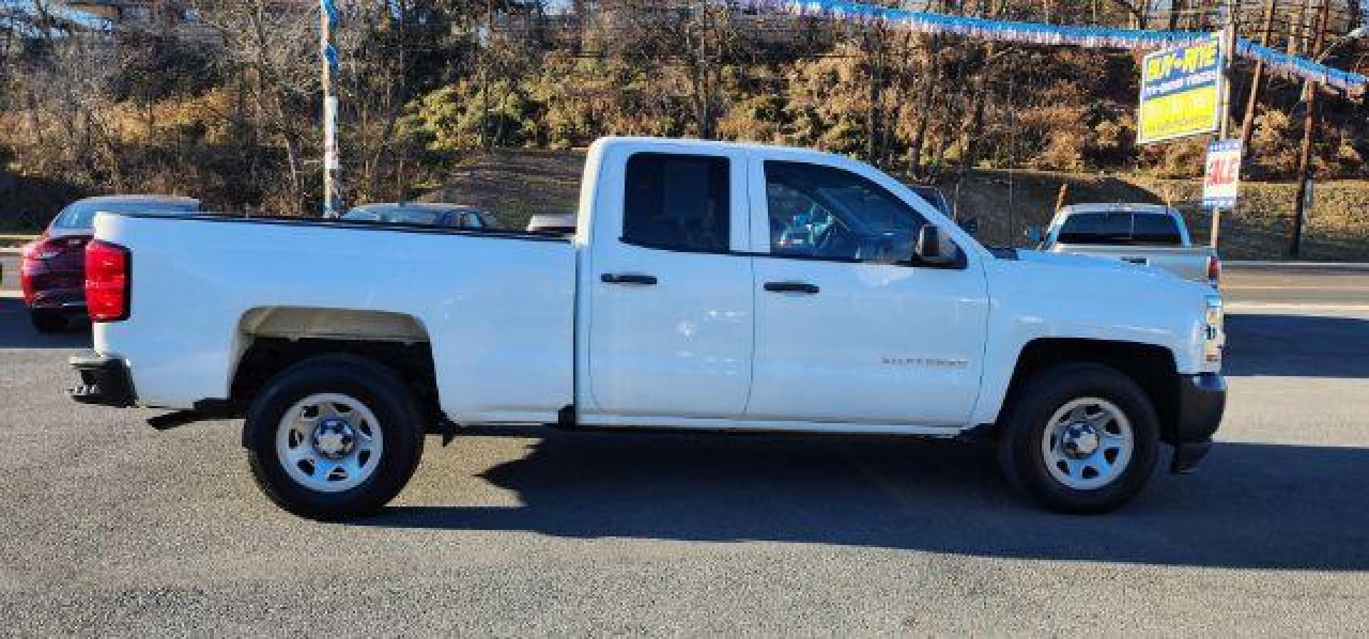 2019 WHITE /Jet Black, cloth Chevrolet Silverado 1500 Work Truck Double Cab 2WD (2GCRCNEC5K1) with an 5.3L V8 engine, AT transmission, located at 353 S. Mineral St., Keyser, WV, 26726, (304) 788-7887, 39.436451, -78.981674 - Photo#13