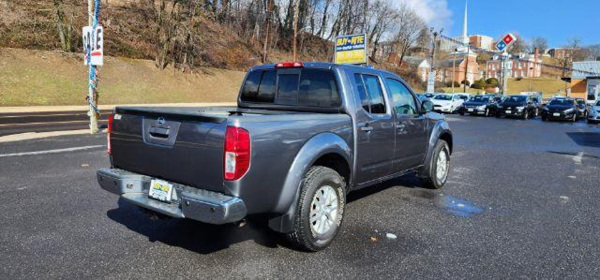 2016 GRAY /Cloth Nissan Frontier SV Crew Cab 4x4 (1N6AD0EV6GN) with an 4.0L V6 engine, AT transmission, located at 353 S. Mineral St., Keyser, WV, 26726, (304) 788-7887, 39.436451, -78.981674 - Photo#12