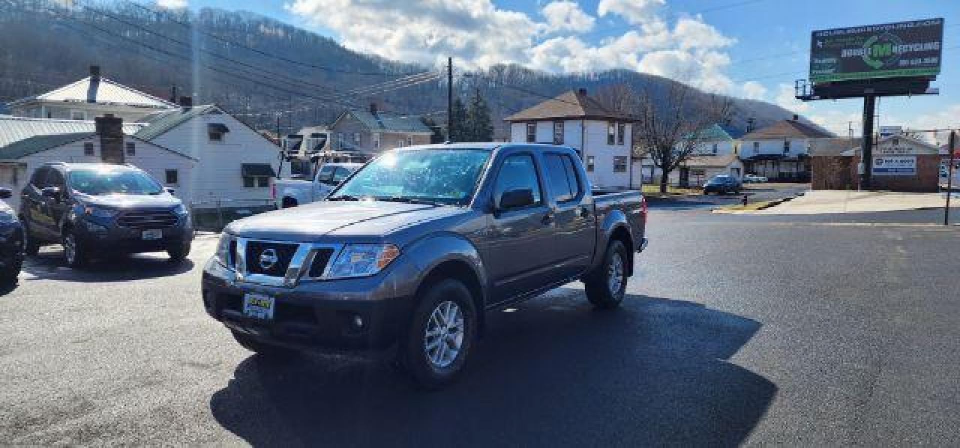 2016 GRAY /Cloth Nissan Frontier SV Crew Cab 4x4 (1N6AD0EV6GN) with an 4.0L V6 engine, AT transmission, located at 353 S. Mineral St., Keyser, WV, 26726, (304) 788-7887, 39.436451, -78.981674 - Photo#2