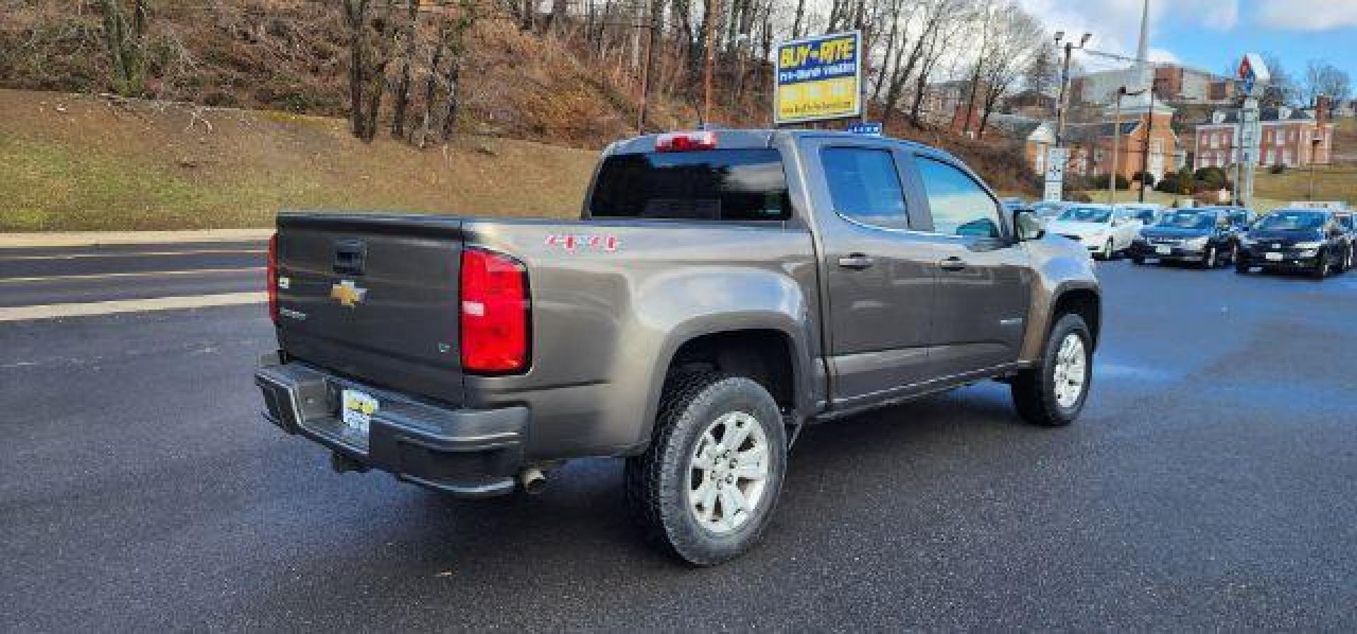 2015 BROWN /Jet Black Chevrolet Colorado LT Crew Cab 4WD Short Box (1GCGTBE37F1) with an 3.6L V6 engine, AT transmission, located at 353 S. Mineral St., Keyser, WV, 26726, (304) 788-7887, 39.436451, -78.981674 - Photo#11