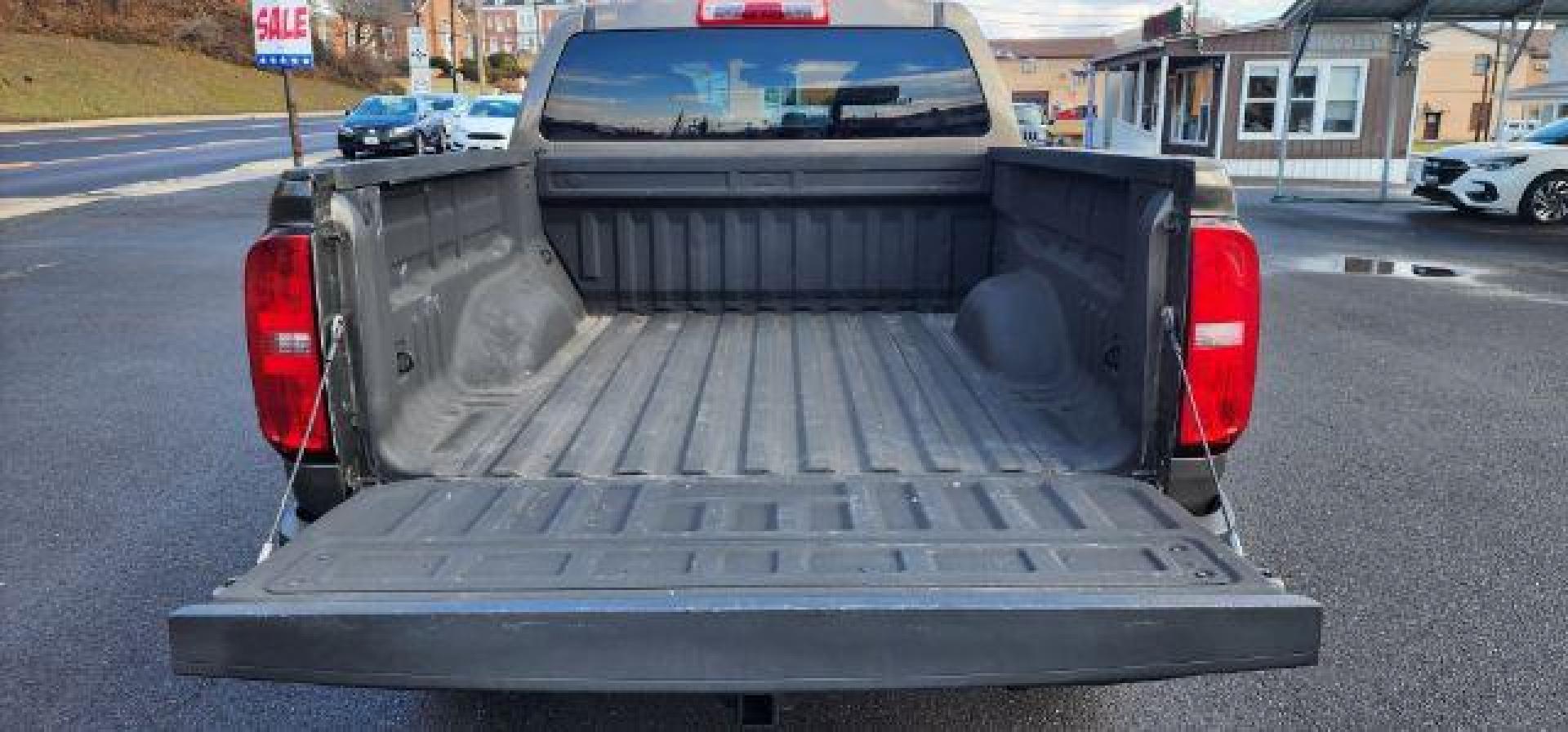 2015 BROWN /Jet Black Chevrolet Colorado LT Crew Cab 4WD Short Box (1GCGTBE37F1) with an 3.6L V6 engine, AT transmission, located at 353 S. Mineral St., Keyser, WV, 26726, (304) 788-7887, 39.436451, -78.981674 - Photo#12