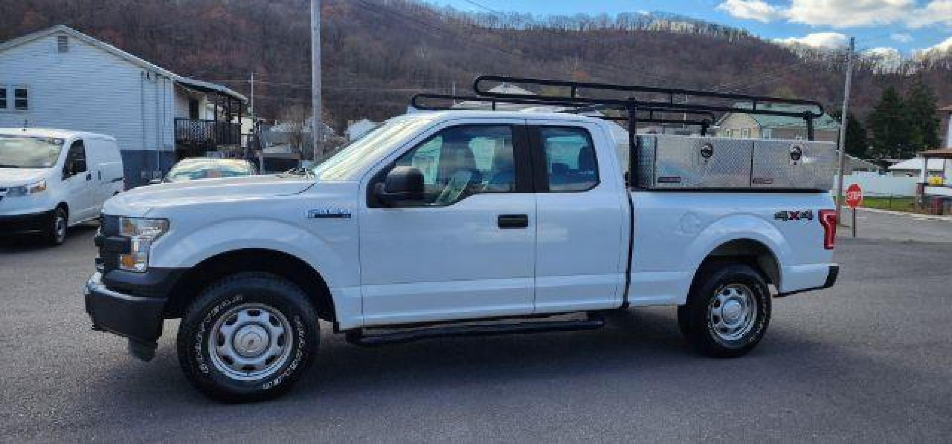 2016 WHITE /Medium Earth Gray, vinyl Ford F-150 XL SuperCab 6.5-ft. Bed 4WD (1FTEX1E87GF) with an 3.5L V6 engine, AT transmission, located at 353 S. Mineral St., Keyser, WV, 26726, (304) 788-7887, 39.436451, -78.981674 - Photo#1