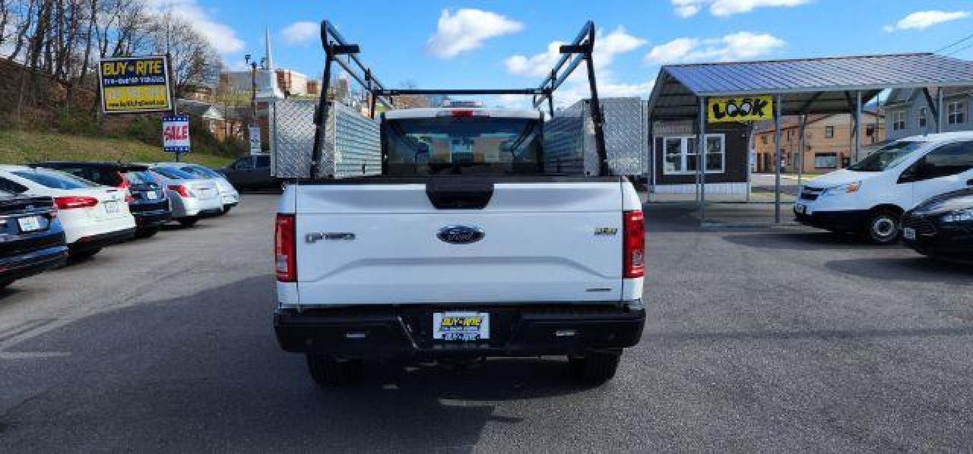 2016 WHITE /Medium Earth Gray, vinyl Ford F-150 XL SuperCab 6.5-ft. Bed 4WD (1FTEX1E87GF) with an 3.5L V6 engine, AT transmission, located at 353 S. Mineral St., Keyser, WV, 26726, (304) 788-7887, 39.436451, -78.981674 - Photo#7