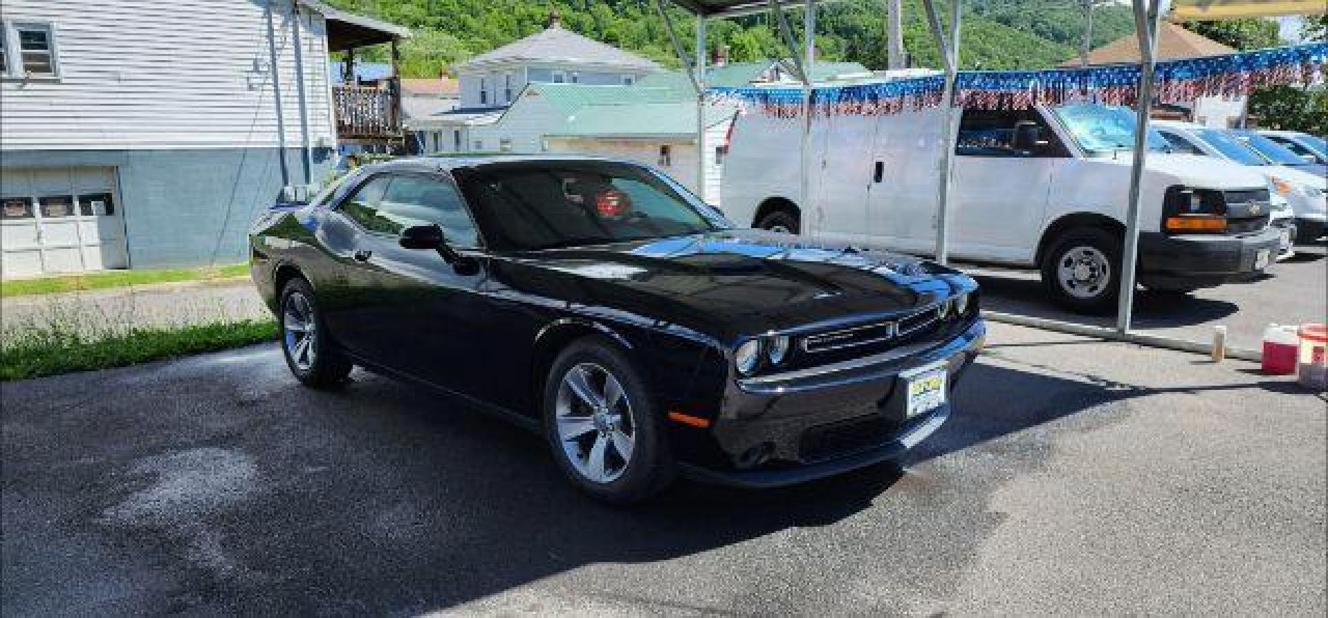 2018 BLACK /Black, cloth Dodge Challenger SXT (2C3CDZAG1JH) with an 3.6L V6 engine, AT transmission, located at 353 S. Mineral St., Keyser, WV, 26726, (304) 788-7887, 39.436451, -78.981674 - Photo#0