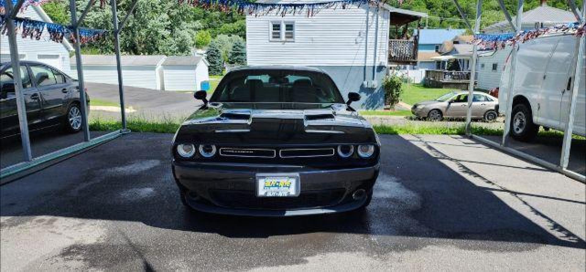 2018 BLACK /Black, cloth Dodge Challenger SXT (2C3CDZAG1JH) with an 3.6L V6 engine, AT transmission, located at 353 S. Mineral St., Keyser, WV, 26726, (304) 788-7887, 39.436451, -78.981674 - Photo#1