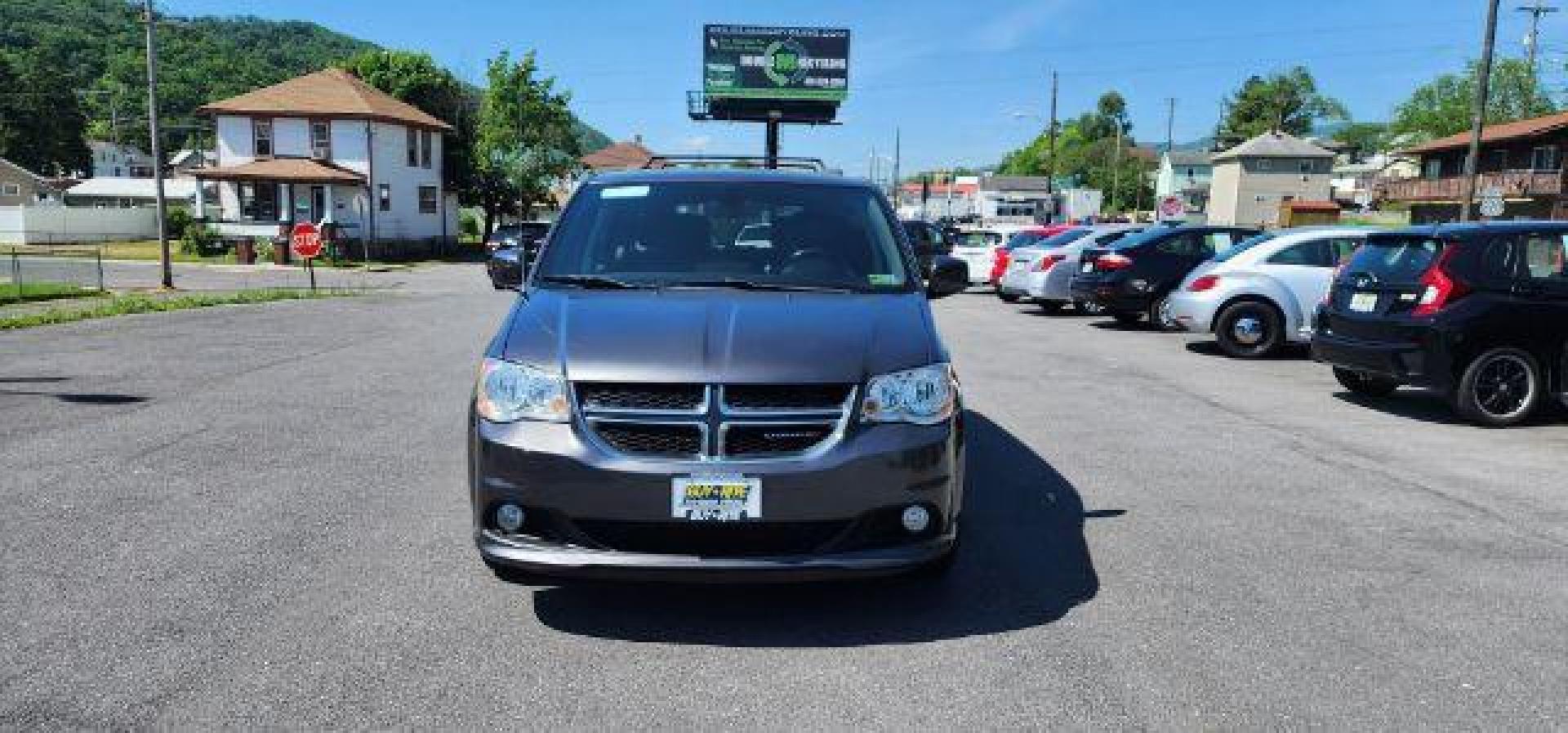 2019 GRAY /Black/Light Graystone, leather/suede Dodge Grand Caravan SXT (2C4RDGCG2KR) with an 3.6L V6 engine, AT transmission, located at 353 S. Mineral St., Keyser, WV, 26726, (304) 788-7887, 39.436451, -78.981674 - FOR A BETTER PRICE CALL PAUL AT 301-268-8150 - Photo#1