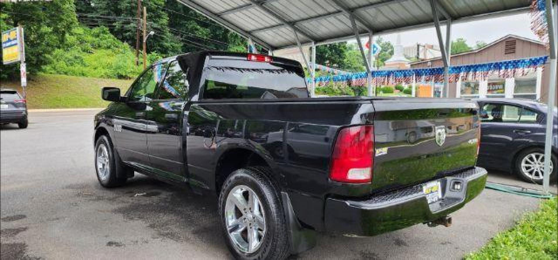 2018 BLACK /Black/Diesel Gray (Fleet), cloth RAM 1500 Tradesman Quad Cab 4WD (1C6RR7FG7JS) with an 3.6L V6 engine, AT transmission, located at 353 S. Mineral St., Keyser, WV, 26726, (304) 788-7887, 39.436451, -78.981674 - FOR A BETTER PRICE CALL PAUL AT 301-268-8150 - Photo#8