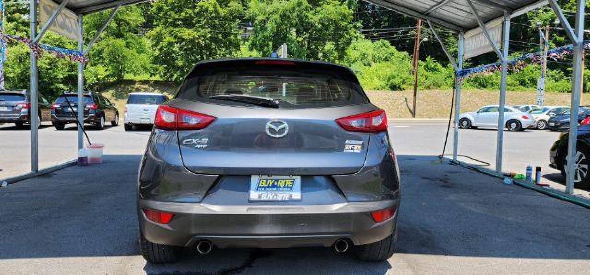 2016 Gray Mazda CX-3 SUV (JM1DKBD7XG0) with an 2.0l L4 engine, AT transmission, located at 353 S. Mineral St., Keyser, WV, 26726, (304) 788-7887, 39.436451, -78.981674 - FOR A BETTER PRICE CALL PAUL AT 301-268-8150 - Photo#9