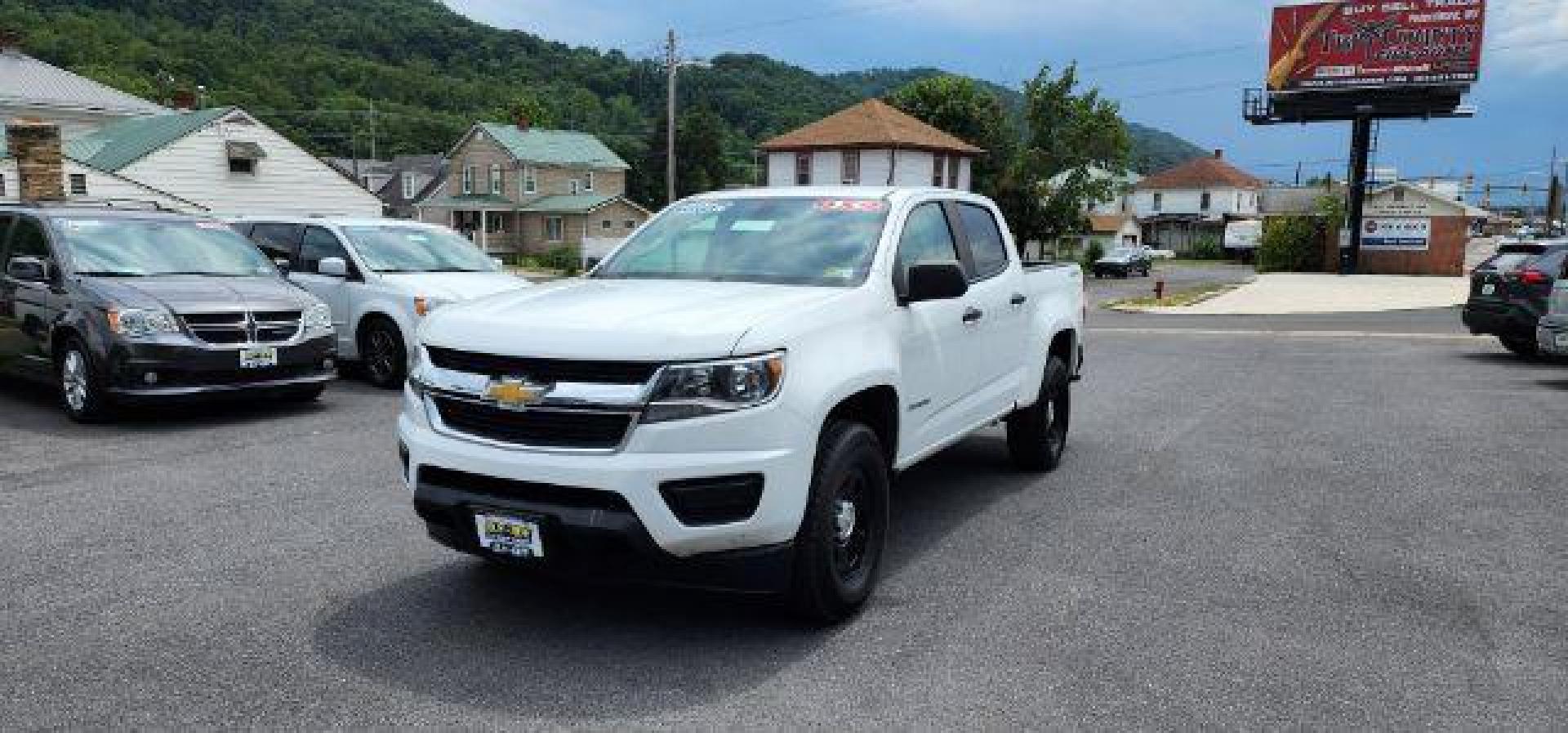 2017 WHITE /Jet Black/Dark Ash, cloth Chevrolet Colorado Work Truck Crew Cab 4WD Short Box (1GCGTBEN0H1) with an 3.6L V6 engine, AT transmission, located at 353 S. Mineral St., Keyser, WV, 26726, (304) 788-7887, 39.436451, -78.981674 - FOR A BETTER PRICE CALL PAUL AT 301-268-8150 - Photo#1