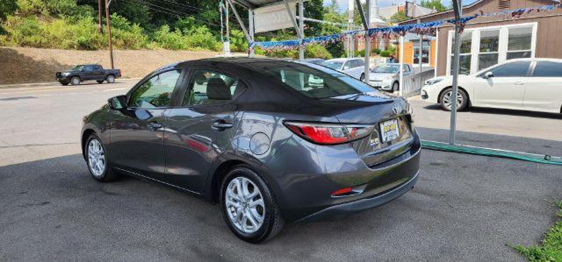 2017 GRAY /Mid-Blue Black, cloth Toyota Yaris iA 6A (3MYDLBYV7HY) with an 1.5L L4 engine, AT transmission, located at 353 S. Mineral St., Keyser, WV, 26726, (304) 788-7887, 39.436451, -78.981674 - Photo#8