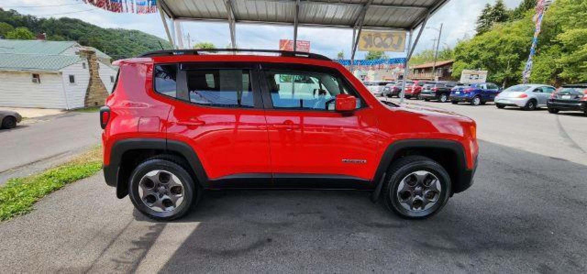 2015 Red /Cloth Jeep Renegade LTTD (ZACCJBBH0FP) with an 1.4L engine, 6 sp transmission, located at 353 S. Mineral St., Keyser, WV, 26726, (304) 788-7887, 39.436451, -78.981674 - FOR A BETTER PRICE CALL PAUL AT 301-268-8150 - Photo#12