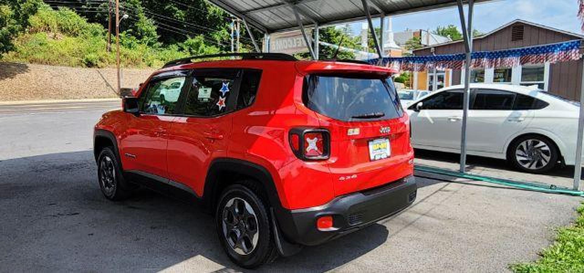 2015 Red /Cloth Jeep Renegade LTTD (ZACCJBBH0FP) with an 1.4L engine, 6 sp transmission, located at 353 S. Mineral St., Keyser, WV, 26726, (304) 788-7887, 39.436451, -78.981674 - FOR A BETTER PRICE CALL PAUL AT 301-268-8150 - Photo#8