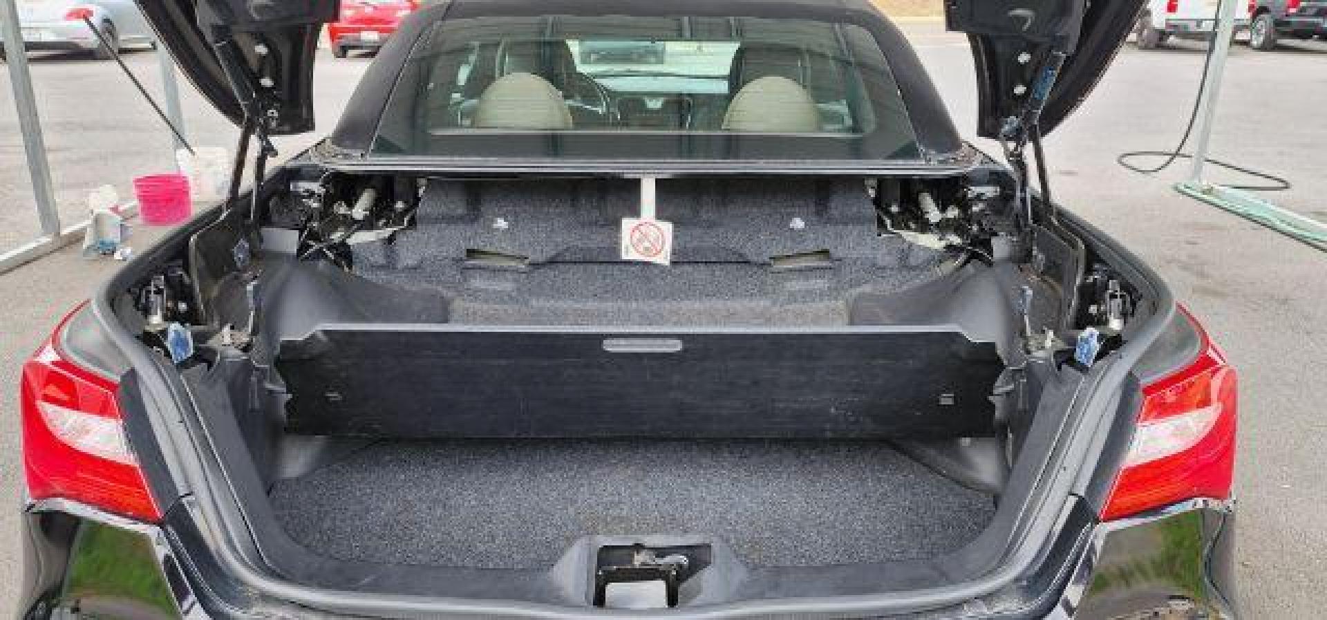 2011 BLACK /Black Cloth Interior Chrysler 200 Touring Convertible (1C3BC2EB0BN) with an 2.4L L4 engine, AT transmission, located at 353 S. Mineral St., Keyser, WV, 26726, (304) 788-7887, 39.436451, -78.981674 - Photo#10