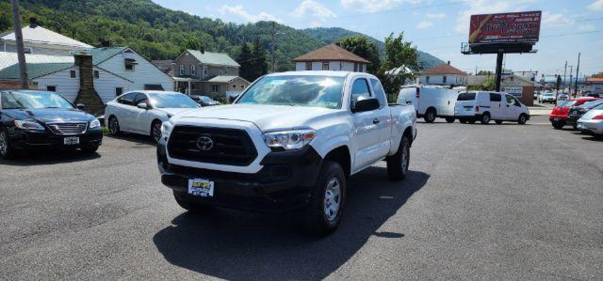 2021 WHITE /Cement Gray, cloth Toyota Tacoma SR Access Cab 4x4 (3TYSX5EN9MT) with an 2.7 L4 engine, AT transmission, located at 353 S. Mineral St., Keyser, WV, 26726, (304) 788-7887, 39.436451, -78.981674 - FOR A BETTER PRICE CALL PAUL AT 301-268-8150 - Photo#1