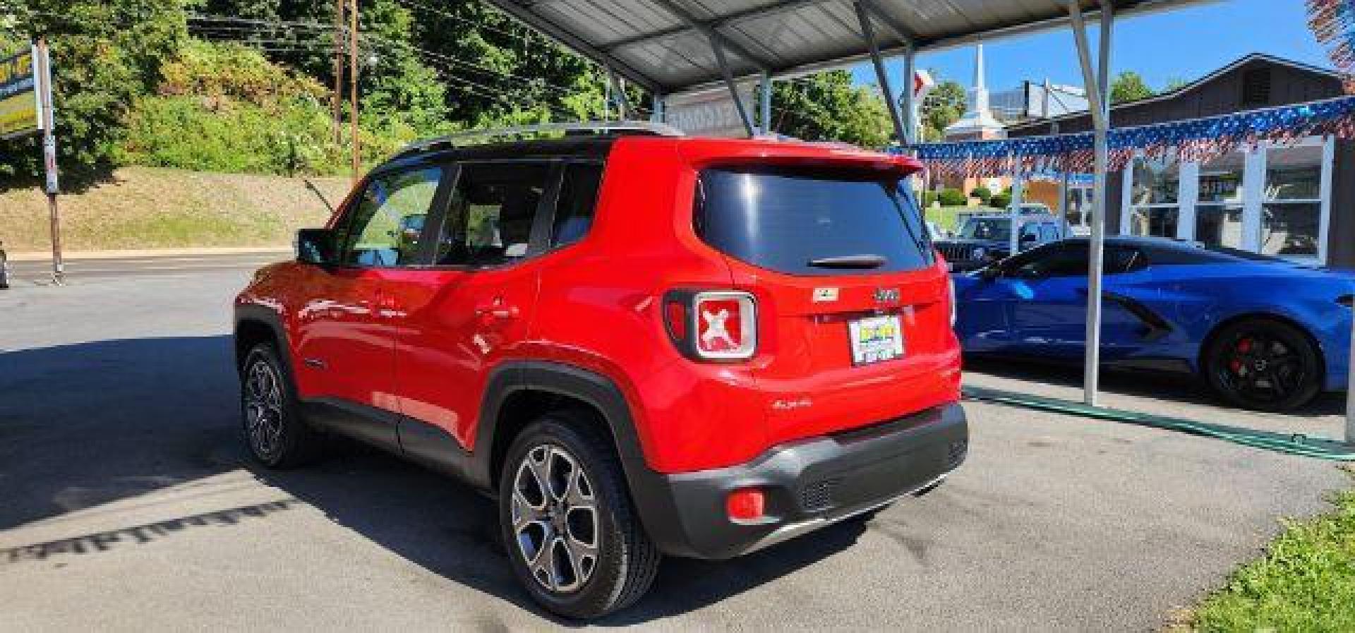 2015 RED /Leather Black Jeep Renegade Limited (ZACCJBDT0FP) with an 2.5 L4 engine, AT transmission, located at 353 S. Mineral St., Keyser, WV, 26726, (304) 788-7887, 39.436451, -78.981674 - FOR A BETTER PRICE CALL PAUL AT 301-268-8150 - Photo#9