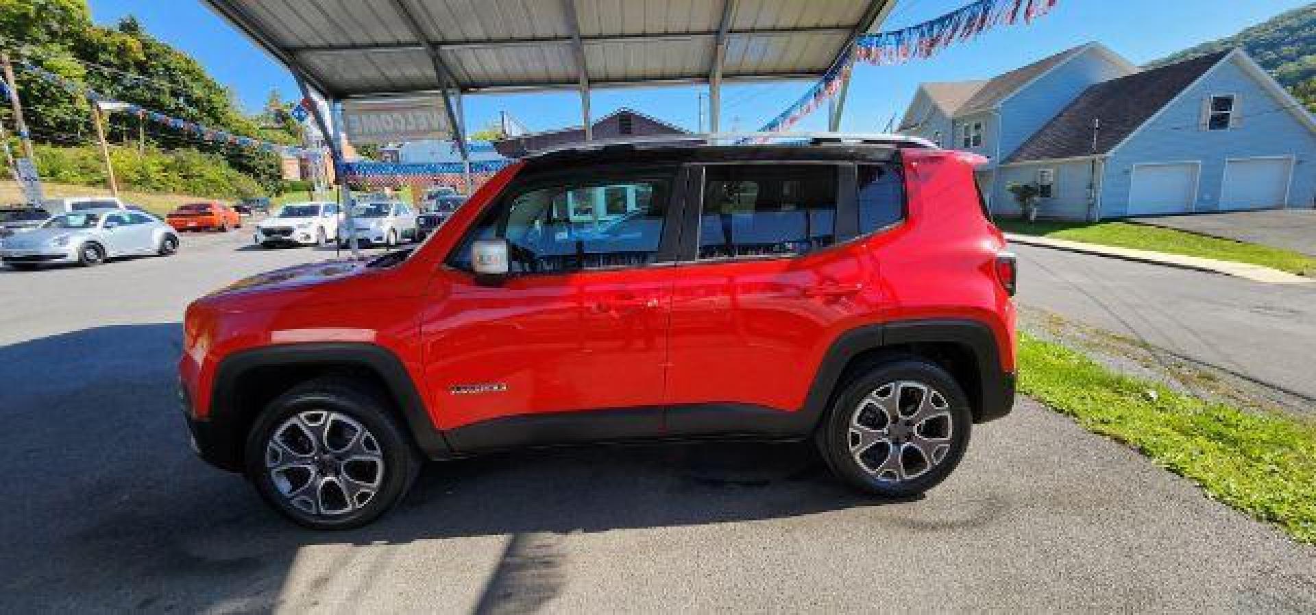 2015 RED /Leather Black Jeep Renegade Limited (ZACCJBDT0FP) with an 2.5 L4 engine, AT transmission, located at 353 S. Mineral St., Keyser, WV, 26726, (304) 788-7887, 39.436451, -78.981674 - FOR A BETTER PRICE CALL PAUL AT 301-268-8150 - Photo#3