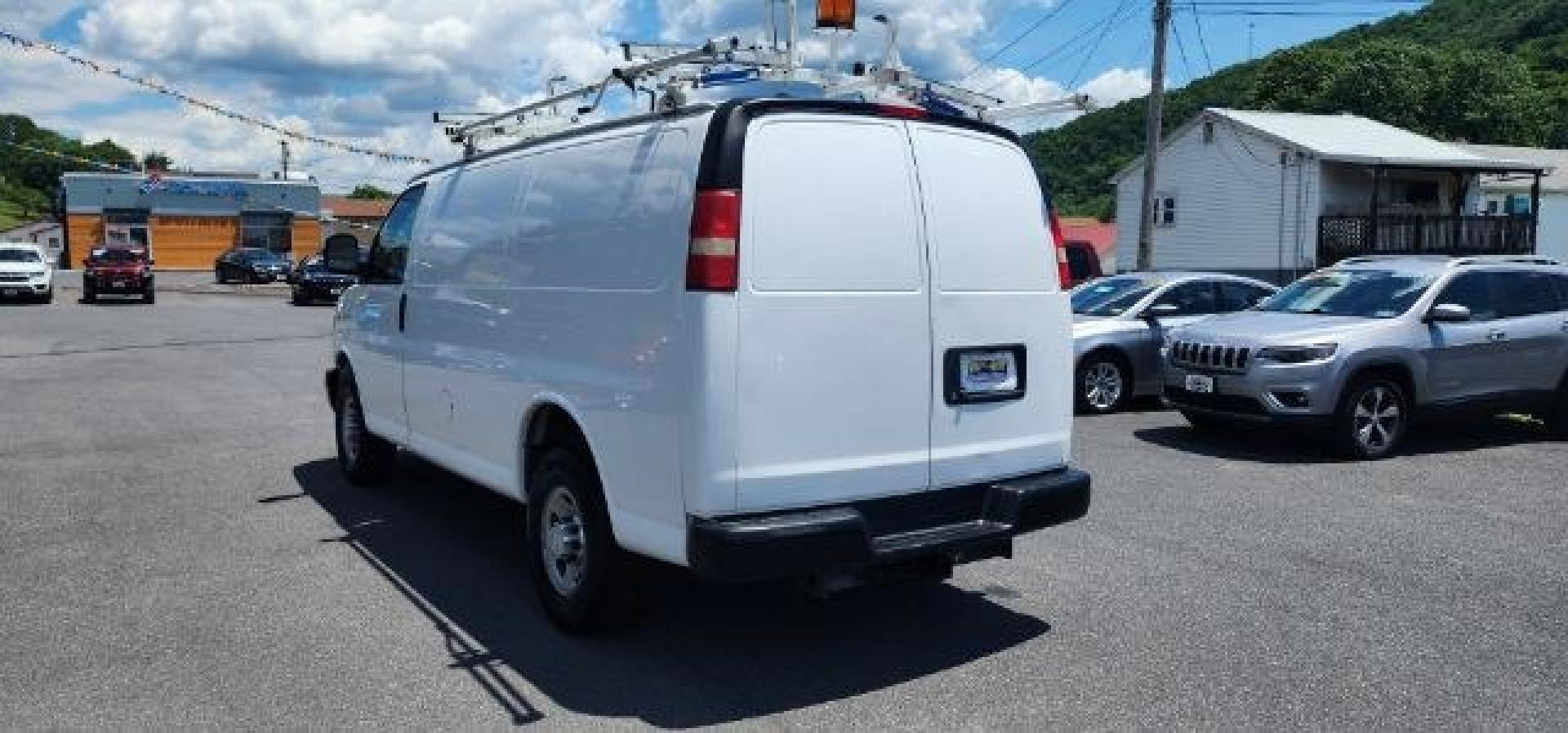 2015 WHITE /White Chevrolet Express CARGO VAN (1GCWGFCF6F1) with an 4.8L V8 FFV engine, AT transmission, located at 353 S. Mineral St., Keyser, WV, 26726, (304) 788-7887, 39.436451, -78.981674- Photo#7