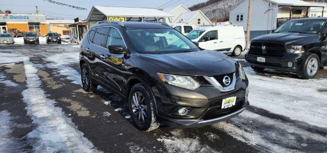 photo of 2016 Nissan Rogue SL AWD