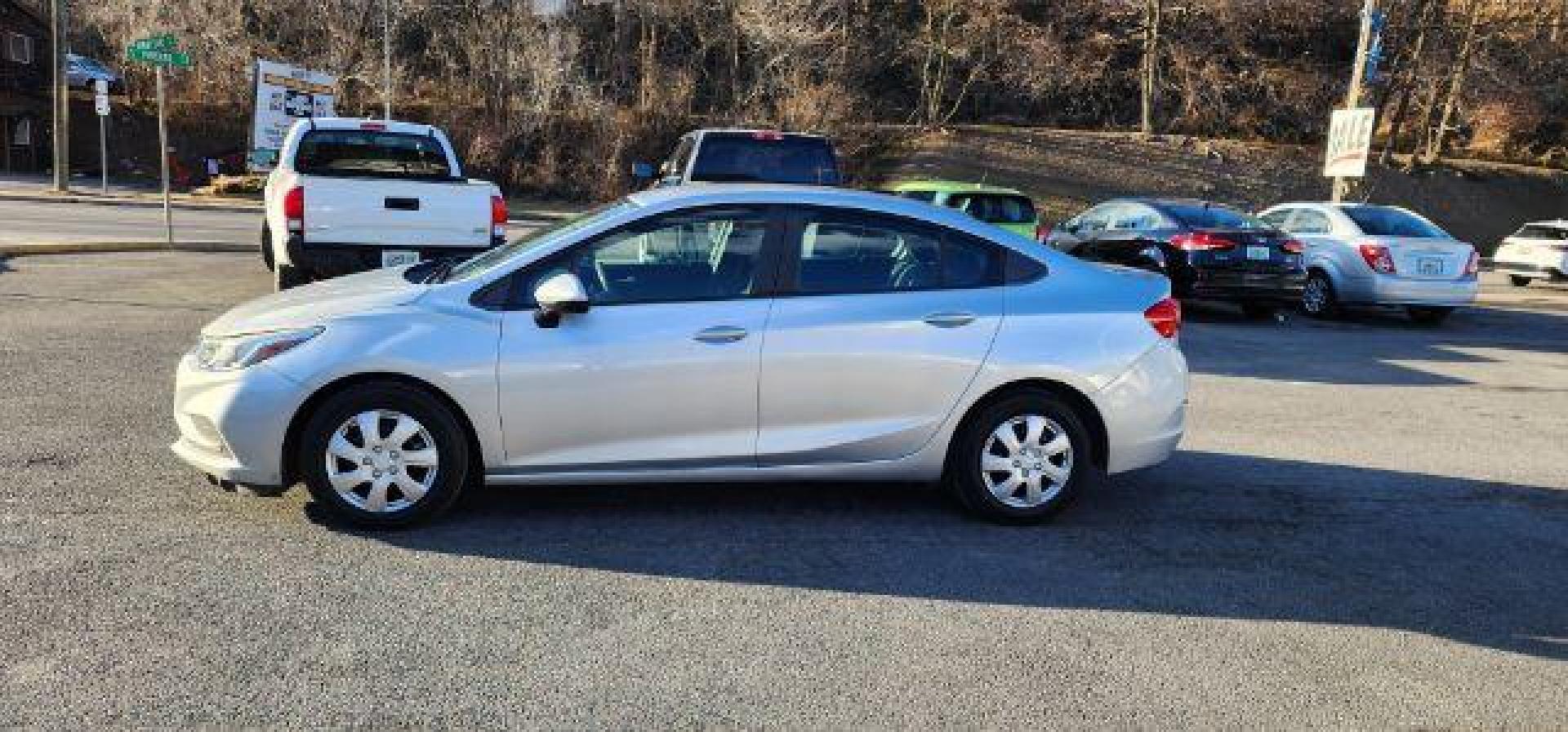 2017 SILVER /Jet Black, cloth Chevrolet Cruze LS Auto (1G1BC5SM8H7) with an 1.4L 4L engine, AT transmission, located at 353 S. Mineral St., Keyser, WV, 26726, (304) 788-7887, 39.436451, -78.981674 - FOR A BETTER PRICE CALL PAUL AT 301-268-8150 - Photo#3