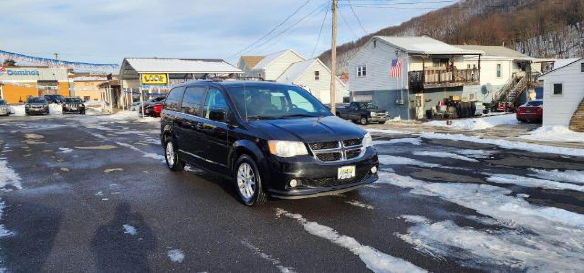 2020 Black /Leather Black Dodge Grand Caravan SXT (2C4RDGCG1LR) with an 3.6L V6 engine, AT transmission, located at 353 S. Mineral St., Keyser, WV, 26726, (304) 788-7887, 39.436451, -78.981674- Photo#0