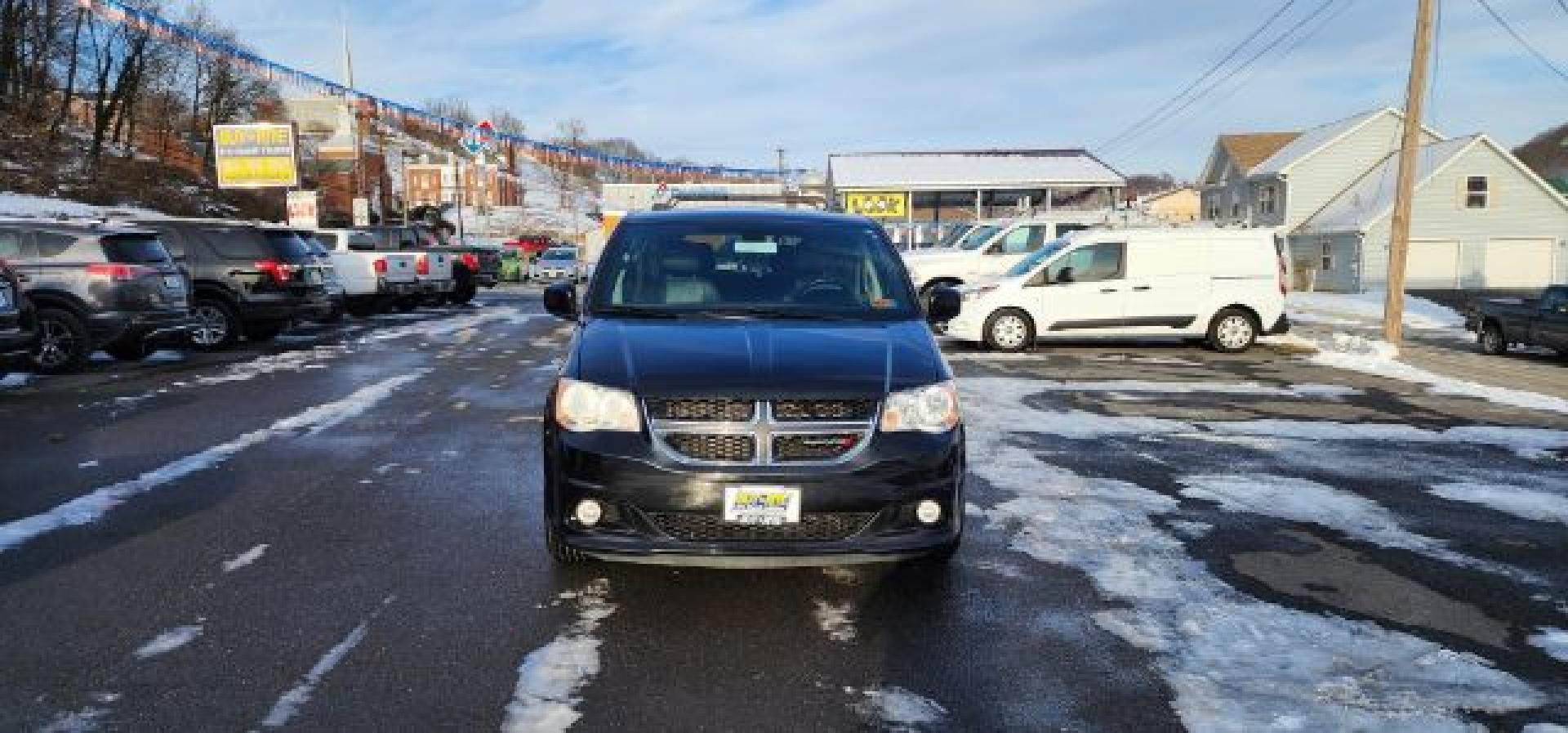 2020 Black /Leather Black Dodge Grand Caravan SXT (2C4RDGCG1LR) with an 3.6L V6 engine, AT transmission, located at 353 S. Mineral St., Keyser, WV, 26726, (304) 788-7887, 39.436451, -78.981674- Photo#1
