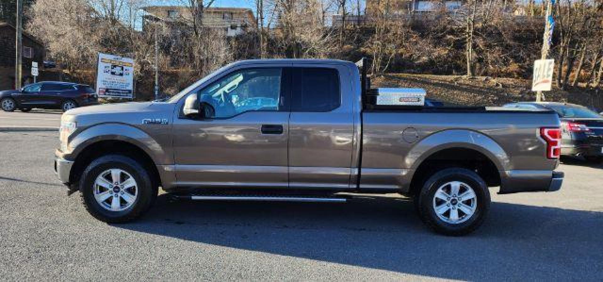 2019 Tan /Cloth Ford F-150 XLT (1FTEX1EBXKK) with an 3.3L V6 engine, AT transmission, located at 353 S. Mineral St., Keyser, WV, 26726, (304) 788-7887, 39.436451, -78.981674 - FOR A BETTER PRICE CALL PAUL AT 301-268-8150 - Photo#3