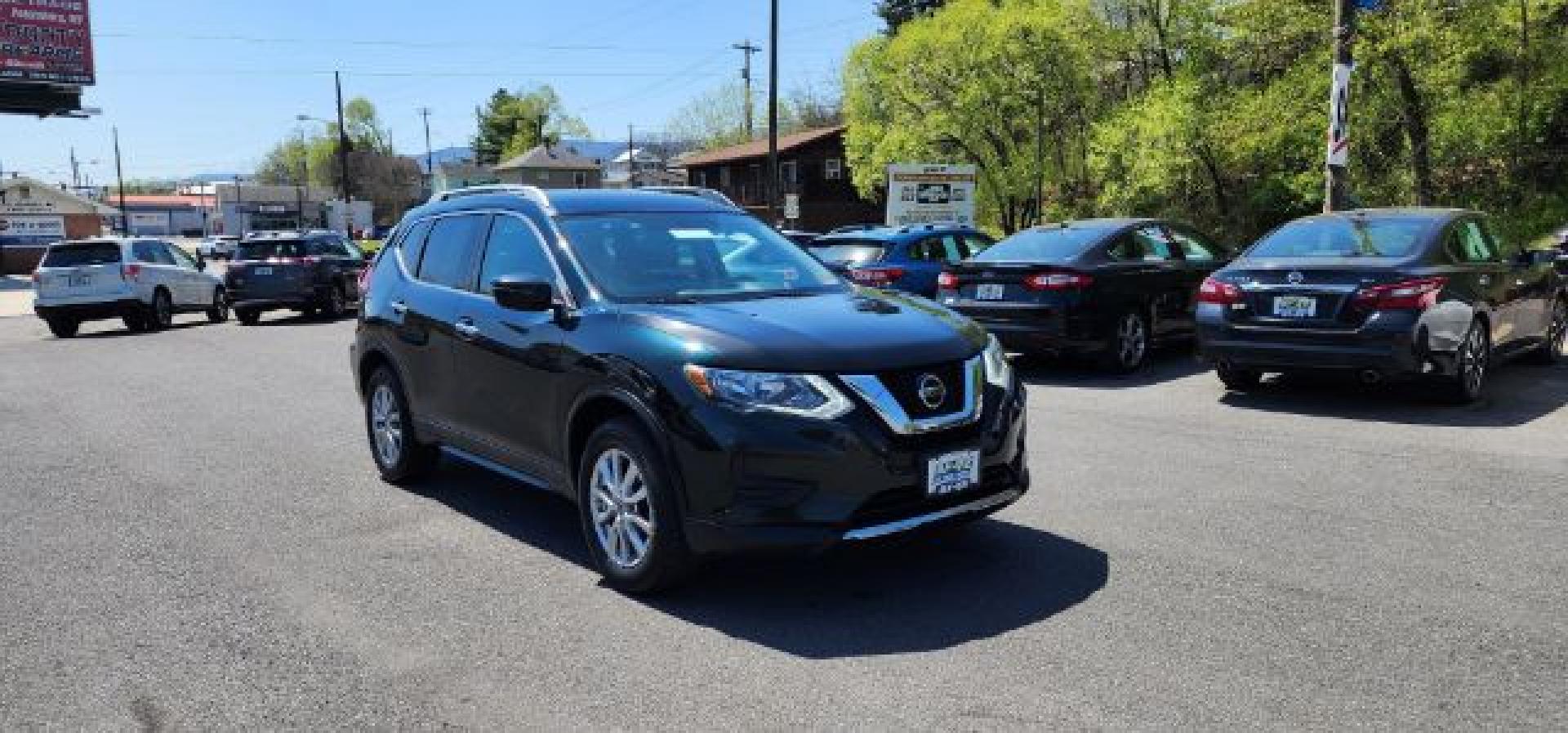 2018 GREEN /Cloth NISSAN ROGUE SV (5N1AT2MV1JC) with an 2.5L L4 engine, CVT transmission, located at 353 S. Mineral St., Keyser, WV, 26726, (304) 788-7887, 39.436451, -78.981674 - FOR A BETTER PRICE CALL PAUL AT 301-268-8150- Photo#0