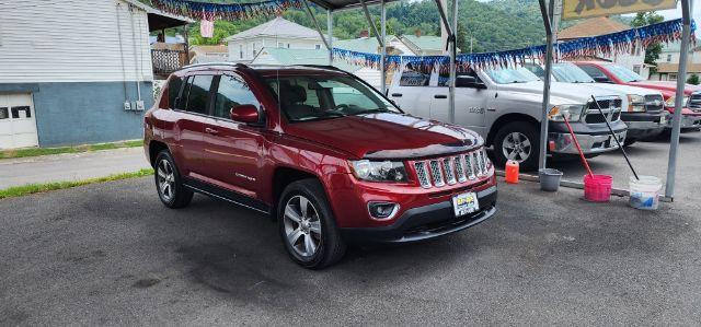 photo of 2016 Jeep Compass Latitude 4WD
