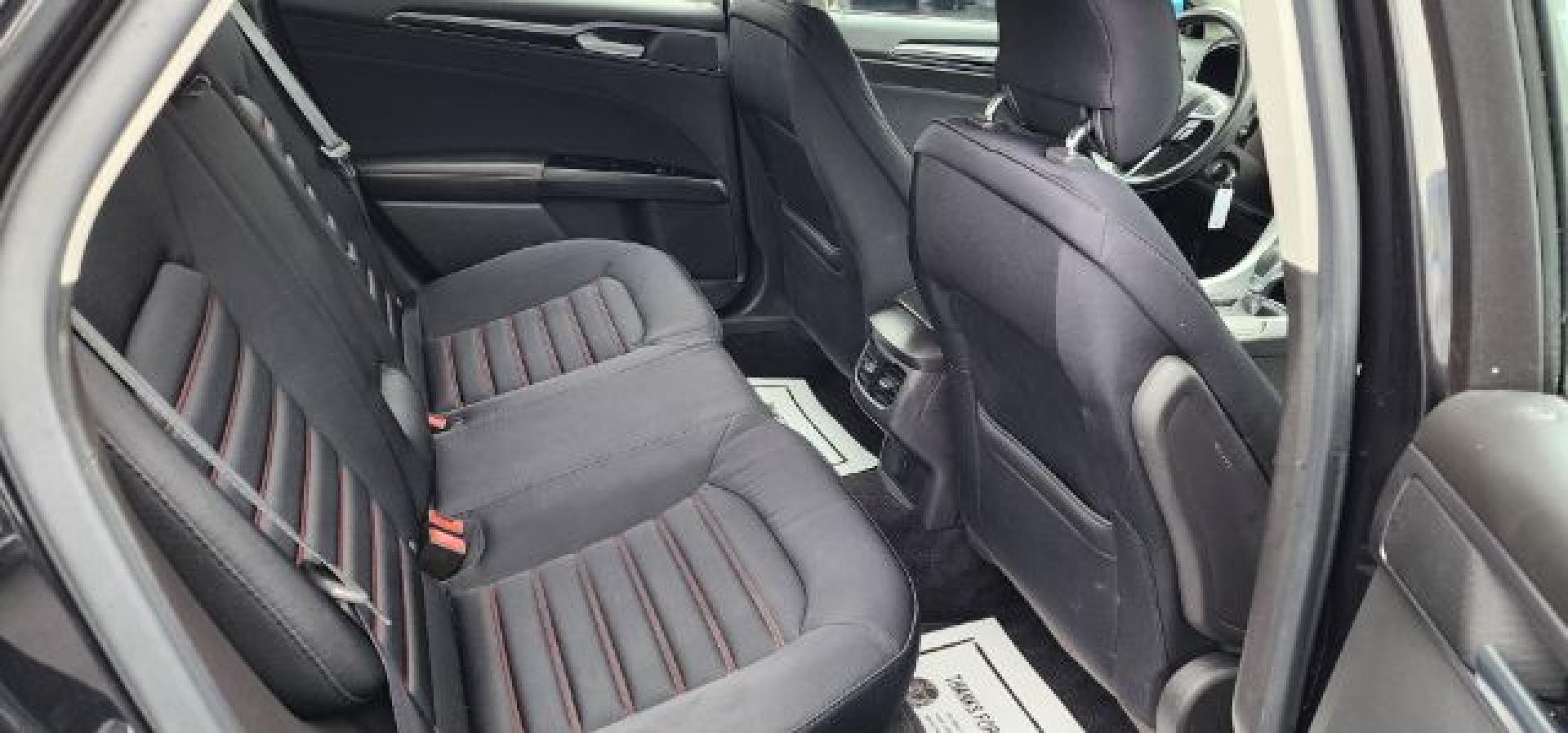 2015 BLACK /Charcoal Black Ford Fusion SE (3FA6P0H70FR) with an 2.5 L4 engine, AT transmission, located at 353 S. Mineral St., Keyser, WV, 26726, (304) 788-7887, 39.436451, -78.981674 - FOR A BETTER PRICE CALL PAUL AT 301-268-8150- Photo#13
