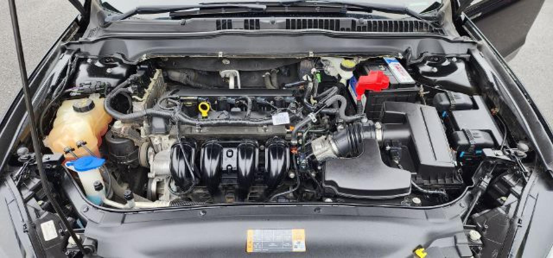 2015 BLACK /Charcoal Black Ford Fusion SE (3FA6P0H70FR) with an 2.5 L4 engine, AT transmission, located at 353 S. Mineral St., Keyser, WV, 26726, (304) 788-7887, 39.436451, -78.981674 - FOR A BETTER PRICE CALL PAUL AT 301-268-8150- Photo#15