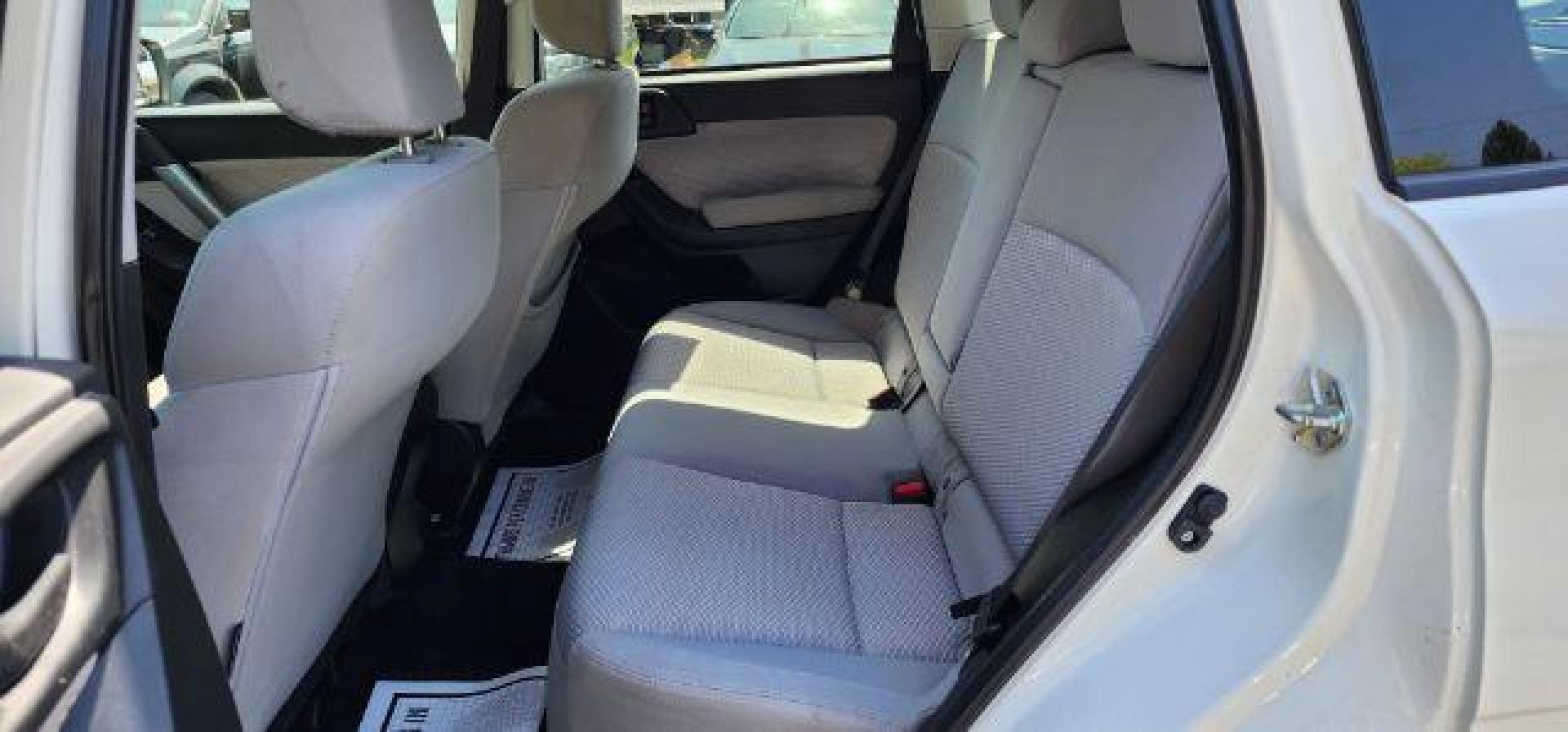 2018 WHITE /Gray Subaru Forester 2.5i Premium (JF2SJAGC2JH) with an 2.5 L4 engine, AT transmission, located at 353 S. Mineral St., Keyser, WV, 26726, (304) 788-7887, 39.436451, -78.981674 - FOR A BETTER PRICE CALL PAUL AT 301-268-8150 - Photo#7