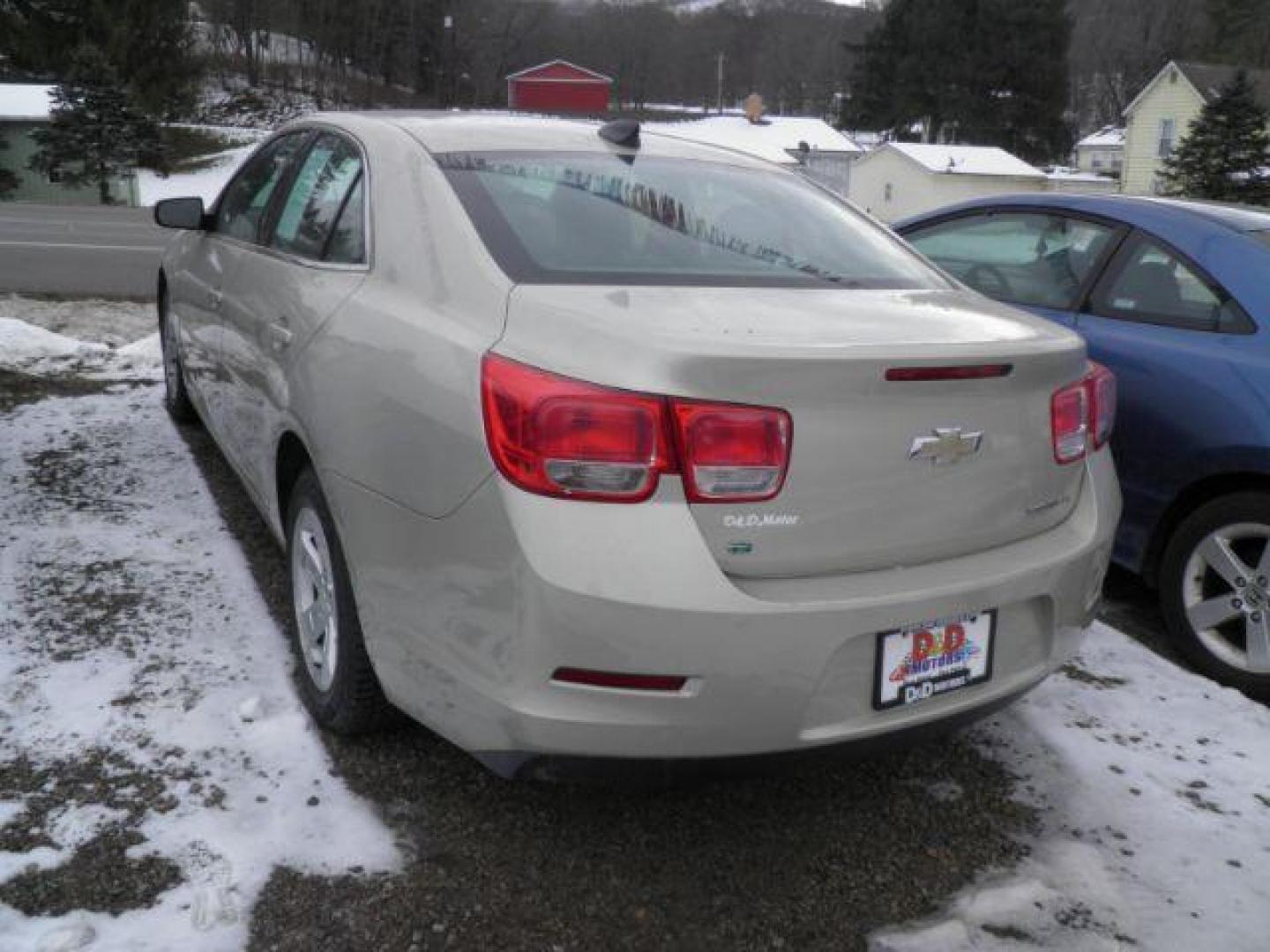 2015 GOLD Chevrolet Malibu LS (1G11B5SL4FF) with an 2.5 L4 engine, AT transmission, located at 353 S. Mineral St., Keyser, WV, 26726, (304) 788-7887, 39.436451, -78.981674 - Photo#4