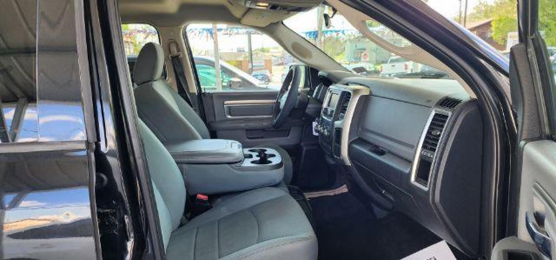 2017 BLACK /Black/Diesel Gray, cloth RAM 1500 SLT Crew Cab LWB 4WD (1C6RR7TT5HS) with an 5.7 V8 engine, AT transmission, located at 353 S. Mineral St., Keyser, WV, 26726, (304) 788-7887, 39.436451, -78.981674 - FOR A BETTER PRICE CALL PAUL AT 301-268-8150 - Photo#15