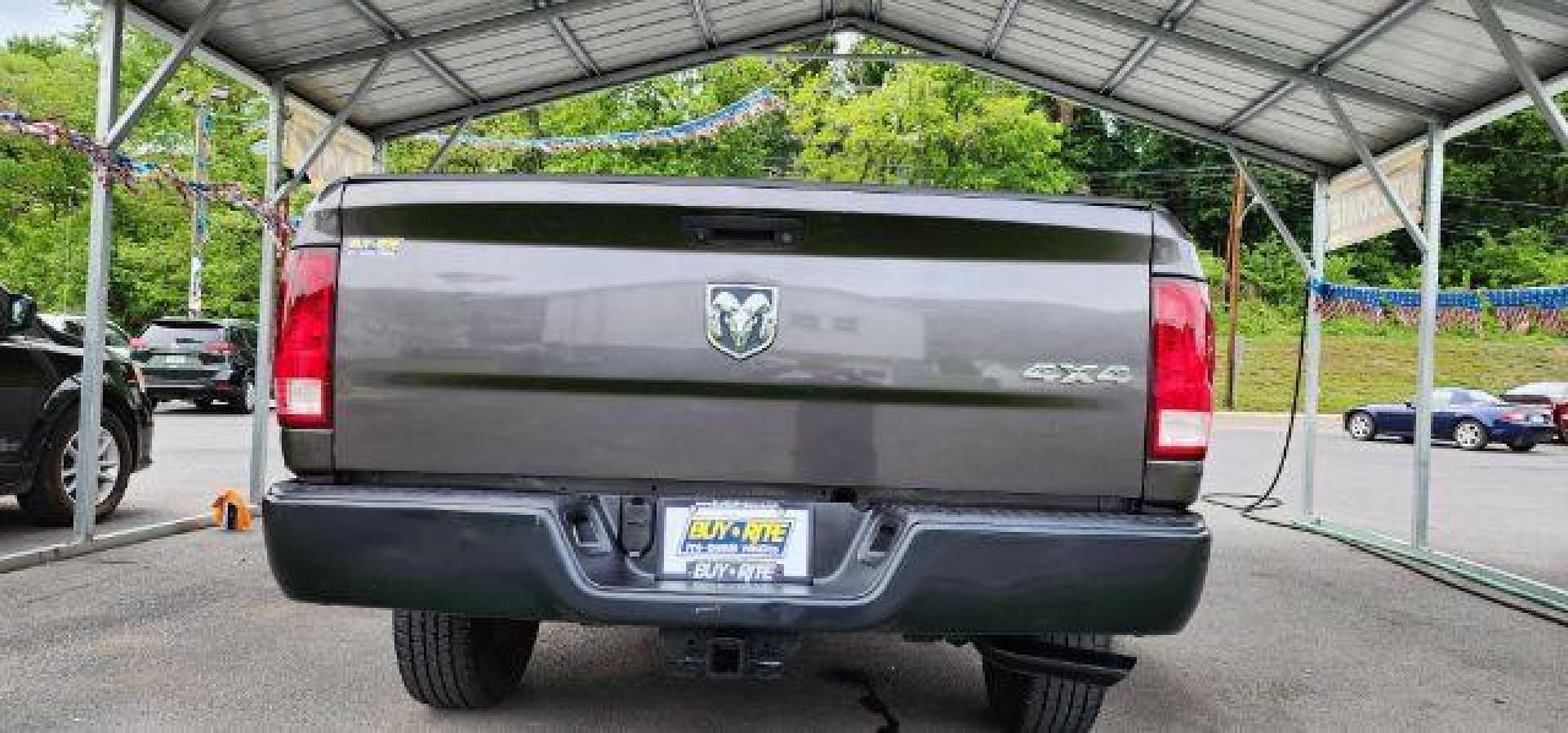 2015 GRAY /Diesel Gray/Black Ram 1500 Tradesman (3C6JR7DG6FG) with an 3.6L V6 engine, AT transmission, located at 353 S. Mineral St., Keyser, WV, 26726, (304) 788-7887, 39.436451, -78.981674 - FOR A BETTER PRICE CALL PAUL AT 301-268-8150 - Photo#8