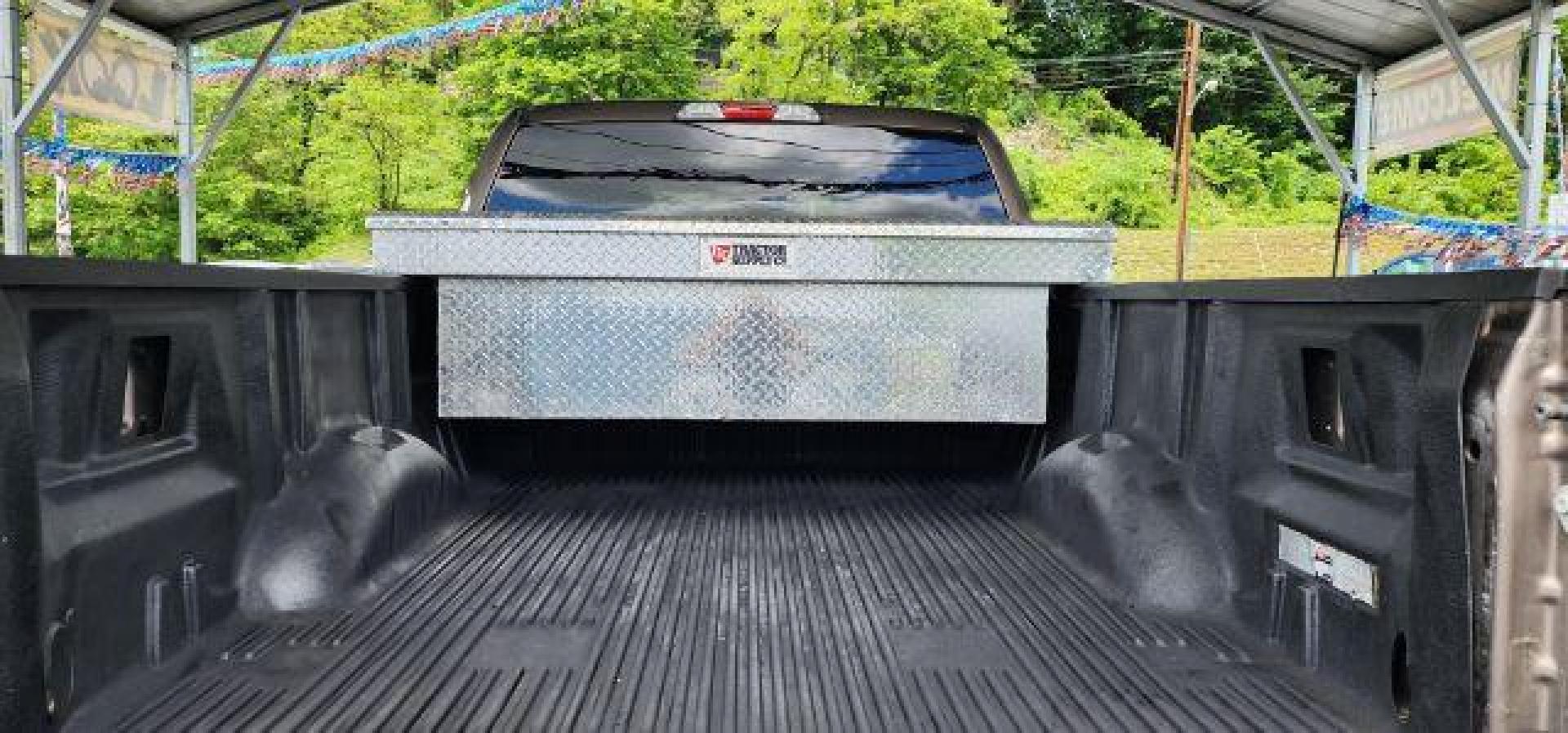 2019 BROWN /Medium Earth Gray Ford F-150 XLT (1FTEX1EB7KK) with an 3.3L V6 engine, AT transmission, located at 353 S. Mineral St., Keyser, WV, 26726, (304) 788-7887, 39.436451, -78.981674 - FOR A BETTER PRICE CALL PAUL AT 301-268-8150 - Photo#10