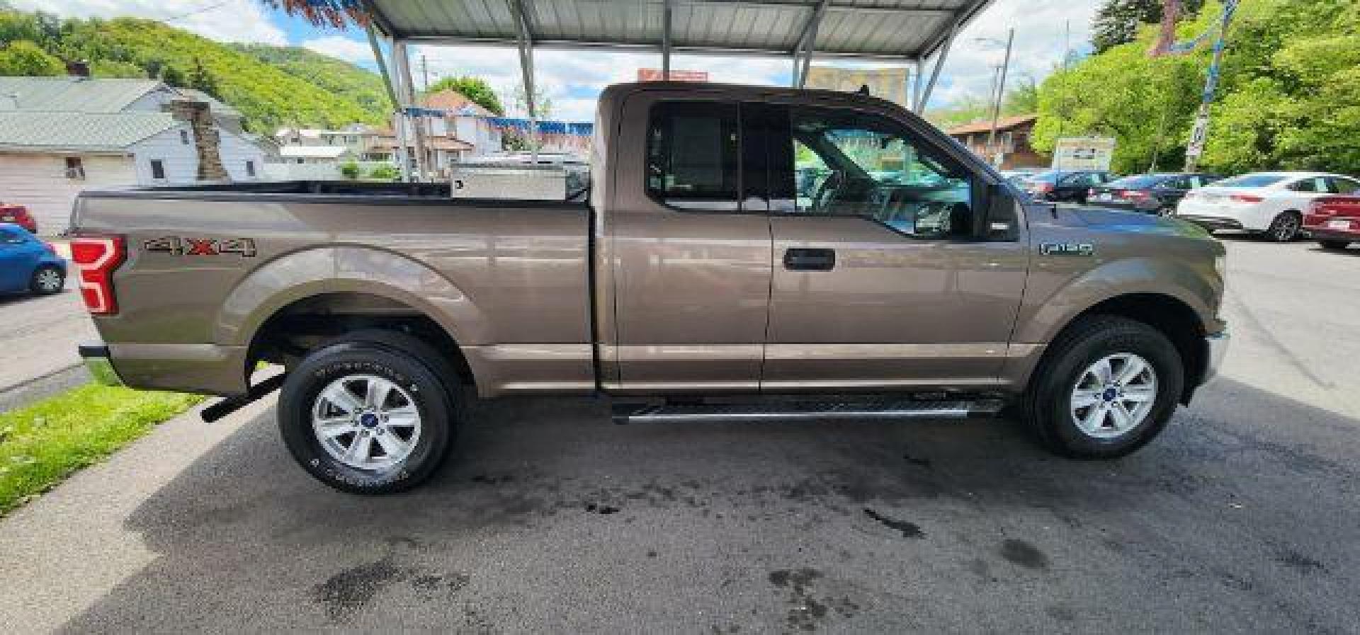 2019 BROWN /Medium Earth Gray Ford F-150 XLT (1FTEX1EB7KK) with an 3.3L V6 engine, AT transmission, located at 353 S. Mineral St., Keyser, WV, 26726, (304) 788-7887, 39.436451, -78.981674 - FOR A BETTER PRICE CALL PAUL AT 301-268-8150 - Photo#12