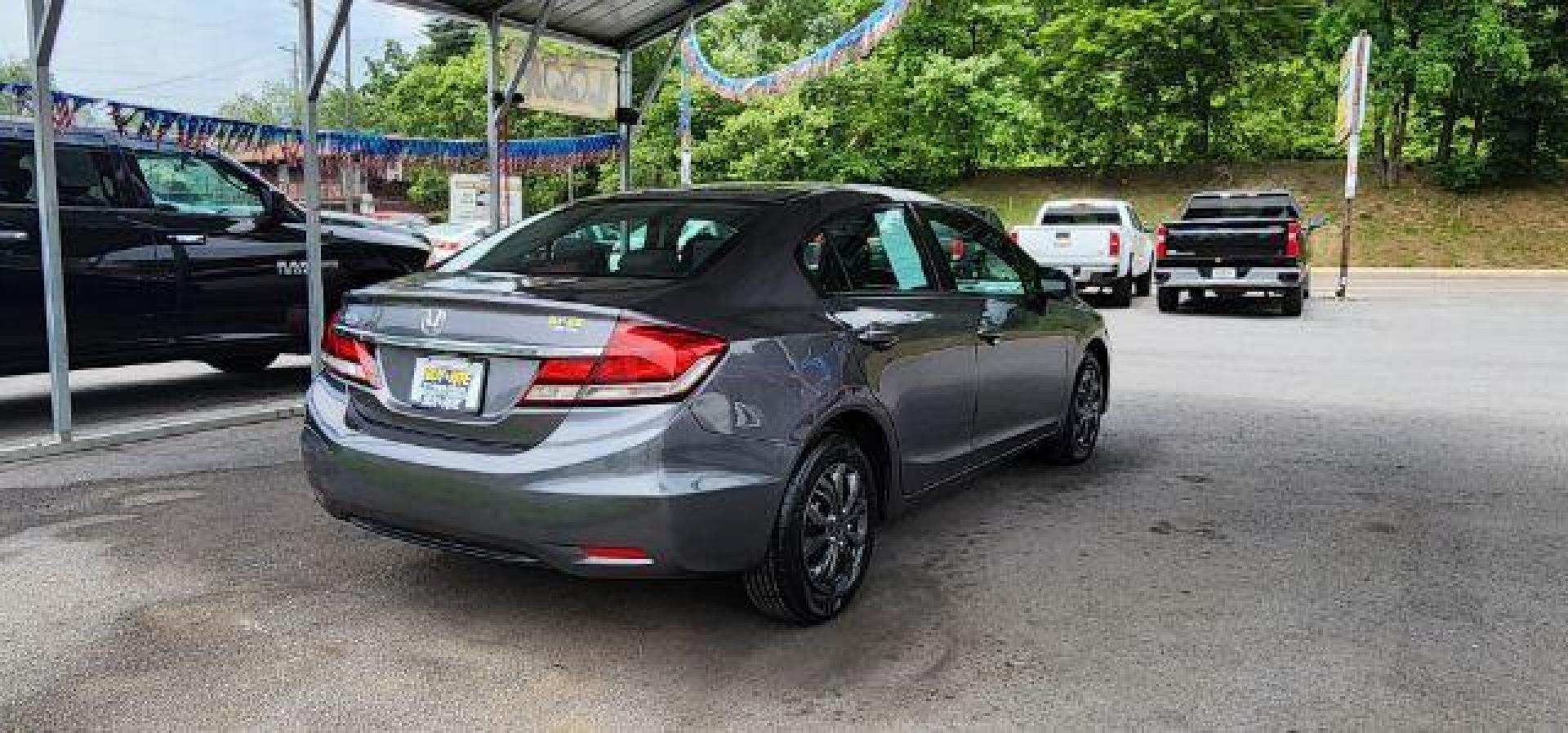 2015 GRAY /Black, cloth Honda Civic LX Sedan CVT (19XFB2F50FE) with an 1.8L L4 engine, CVT transmission, located at 353 S. Mineral St., Keyser, WV, 26726, (304) 788-7887, 39.436451, -78.981674 - Photo#11