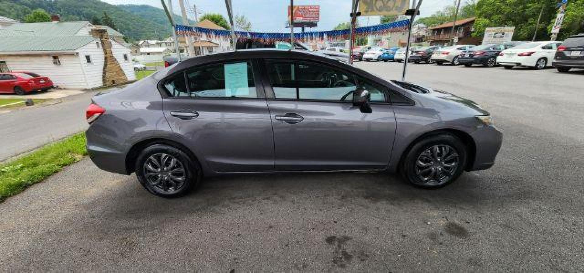 2015 GRAY /Black, cloth Honda Civic LX Sedan CVT (19XFB2F50FE) with an 1.8L L4 engine, CVT transmission, located at 353 S. Mineral St., Keyser, WV, 26726, (304) 788-7887, 39.436451, -78.981674 - Photo#12