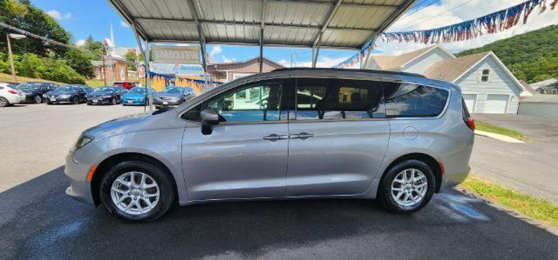 2020 SILVER /Alloy/Black Chrysler Voyager LXI (2C4RC1DG0LR) with an 3.6L V6 engine, AT transmission, located at 353 S. Mineral St., Keyser, WV, 26726, (304) 788-7887, 39.436451, -78.981674 - Photo#3