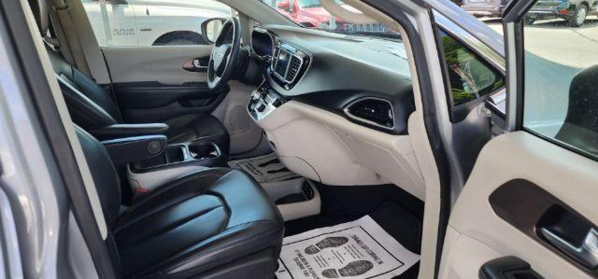 2020 SILVER /Alloy/Black Chrysler Voyager LXI (2C4RC1DG0LR) with an 3.6L V6 engine, AT transmission, located at 353 S. Mineral St., Keyser, WV, 26726, (304) 788-7887, 39.436451, -78.981674 - Photo#15