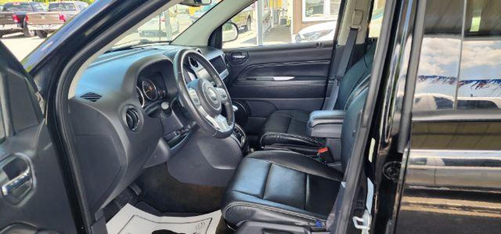 2016 BLACK /Leather JEEP COMPASS LATT (1C4NJDEB9GD) with an 2.4L 4 engine, CVT transmission, located at 353 S. Mineral St., Keyser, WV, 26726, (304) 788-7887, 39.436451, -78.981674 - Photo#4